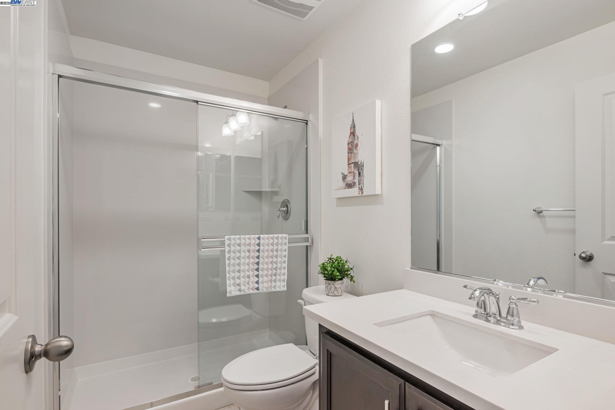 Detail Gallery Image 26 of 39 For 5681 Pandorea Terrace, Newark,  CA 94560 - 3 Beds | 3 Baths