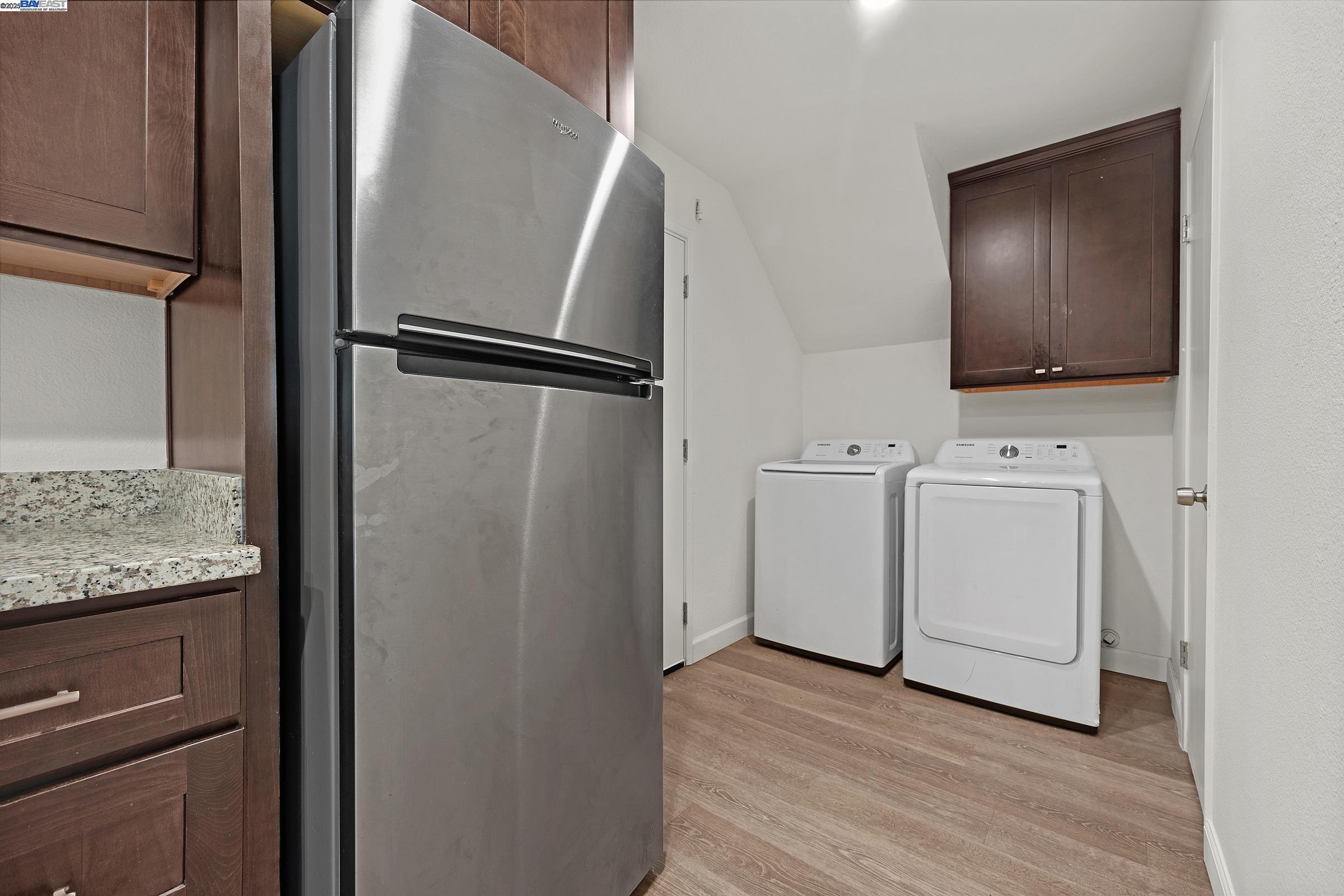 Detail Gallery Image 4 of 21 For 80 Portola Way #104,  Tracy,  CA 95376 - 3 Beds | 1/1 Baths