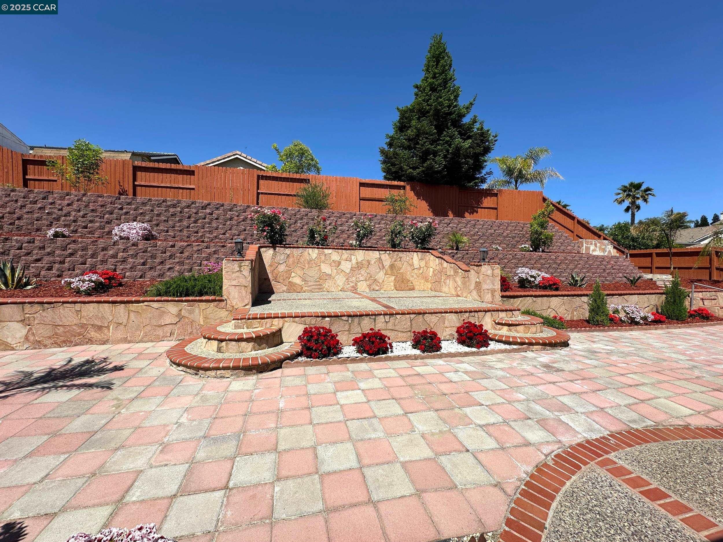 Detail Gallery Image 14 of 60 For 5235 Ramsdell Ct, Antioch,  CA 94531 - 5 Beds | 3 Baths