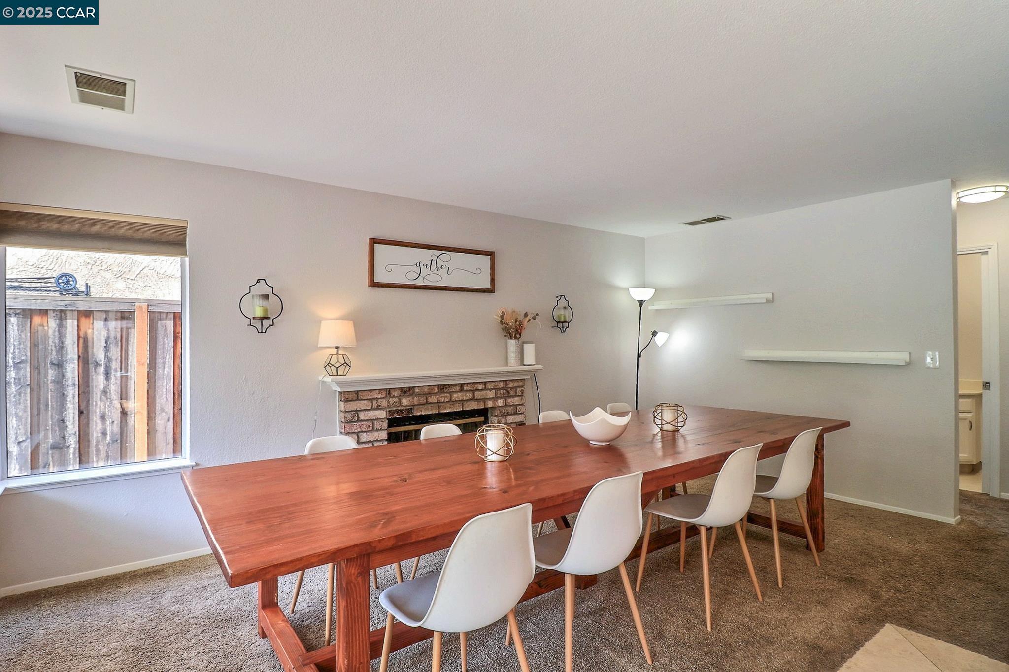 1728 Peachwillow St, Pittsburg, California 94565, 4 Bedrooms Bedrooms, 10 Rooms Rooms,2 BathroomsBathrooms,Residential Lease,For Rent,1728 Peachwillow St,41095877