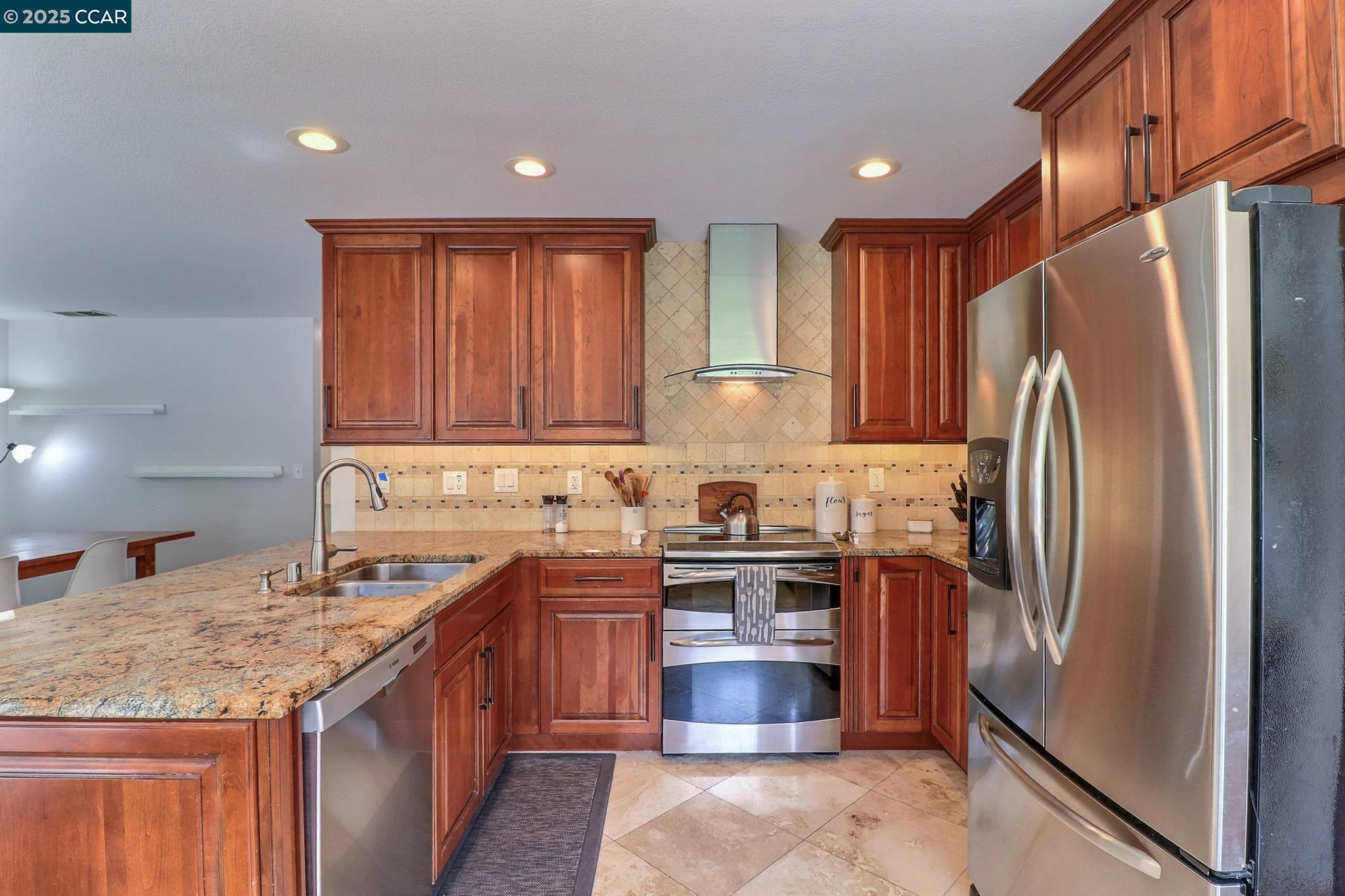 1728 Peachwillow St, Pittsburg, California 94565, 4 Bedrooms Bedrooms, 10 Rooms Rooms,2 BathroomsBathrooms,Residential Lease,For Rent,1728 Peachwillow St,41095877