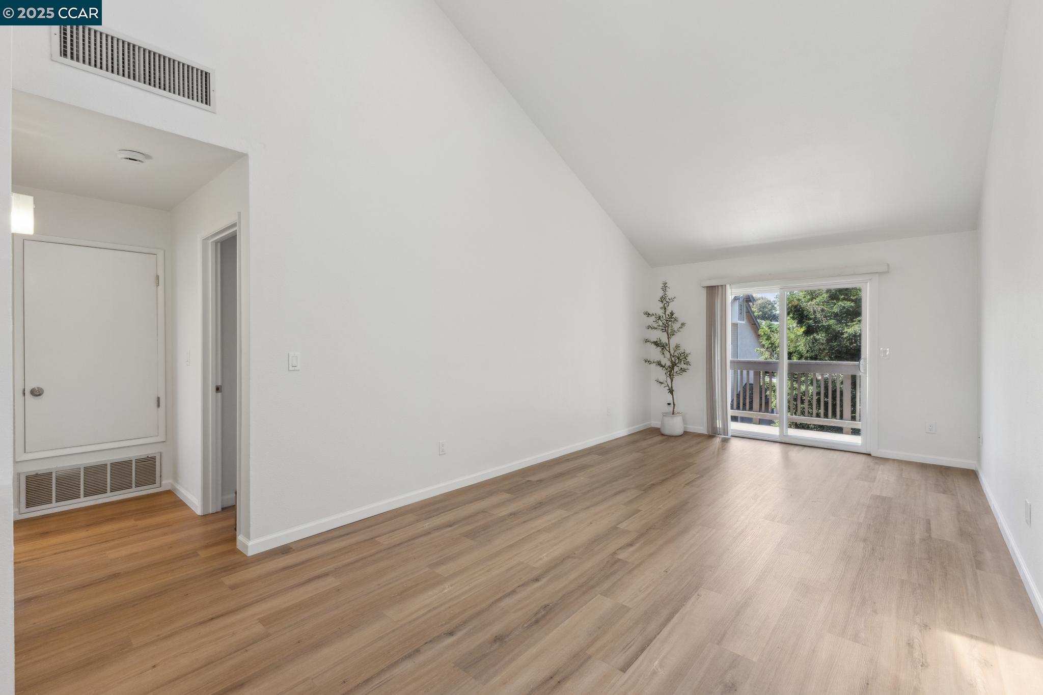 Photo #18: 41095881 Listing: Photo #18