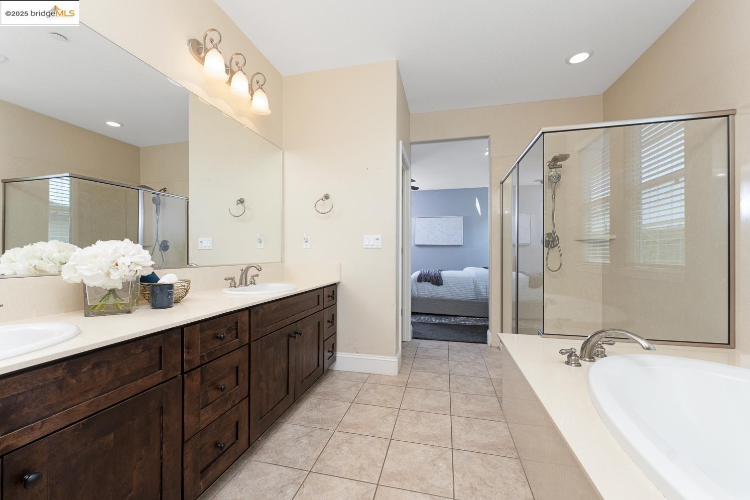 Detail Gallery Image 25 of 44 For 1604 Coventry Dr, Oakley,  CA 94561 - 4 Beds | 2/1 Baths