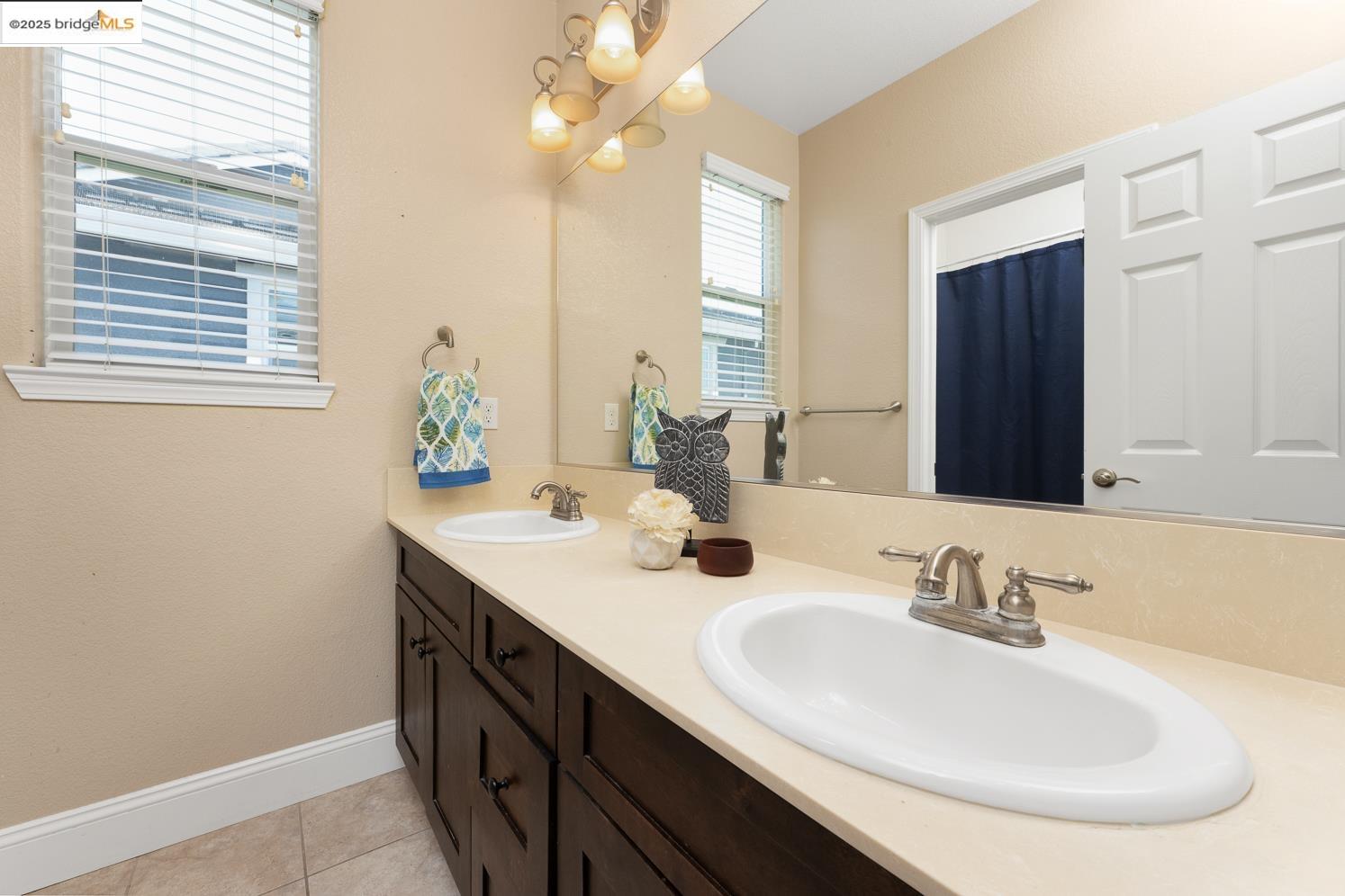 Detail Gallery Image 35 of 44 For 1604 Coventry Dr, Oakley,  CA 94561 - 4 Beds | 2/1 Baths