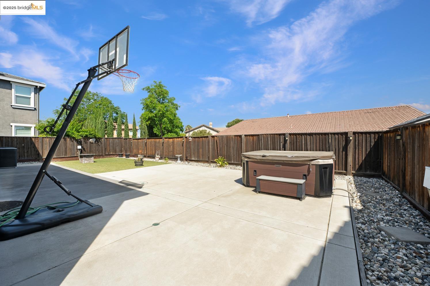 Detail Gallery Image 42 of 44 For 1604 Coventry Dr, Oakley,  CA 94561 - 4 Beds | 2/1 Baths
