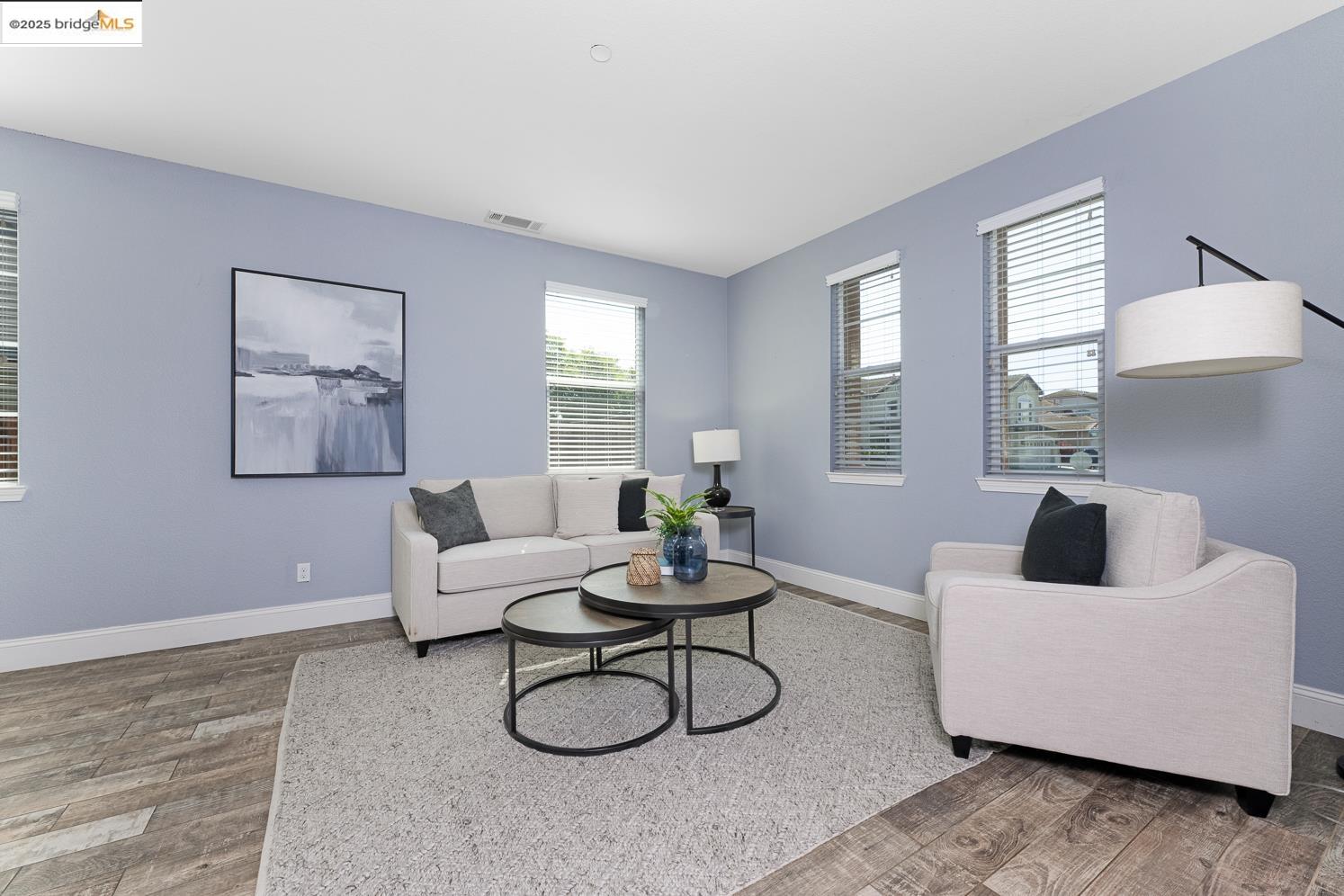 Detail Gallery Image 6 of 44 For 1604 Coventry Dr, Oakley,  CA 94561 - 4 Beds | 2/1 Baths