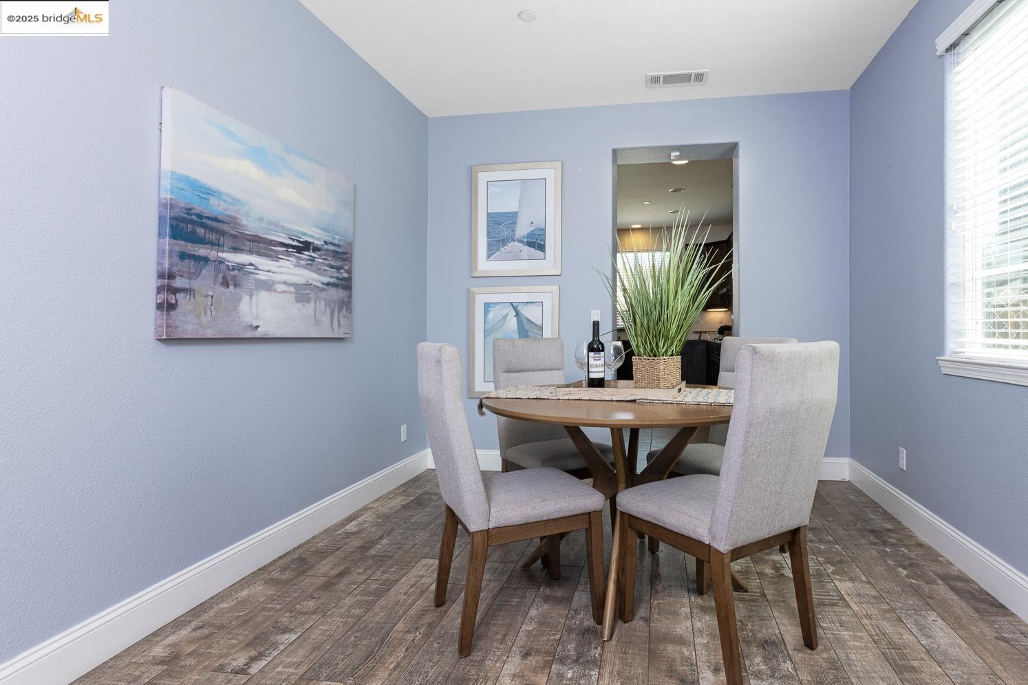 Detail Gallery Image 7 of 44 For 1604 Coventry Dr, Oakley,  CA 94561 - 4 Beds | 2/1 Baths