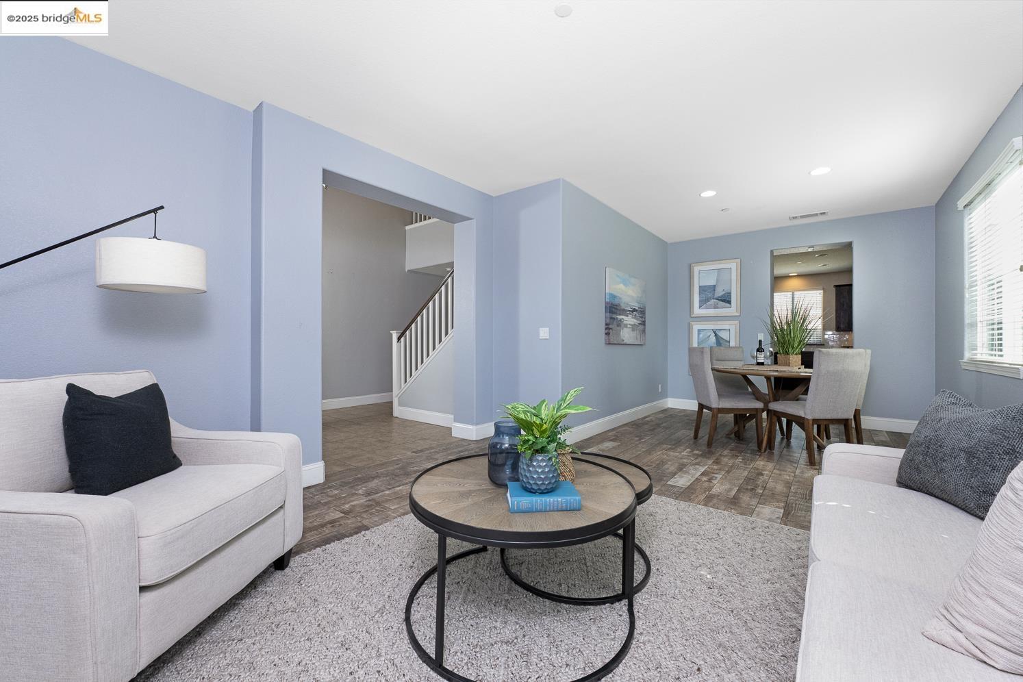 Detail Gallery Image 9 of 44 For 1604 Coventry Dr, Oakley,  CA 94561 - 4 Beds | 2/1 Baths