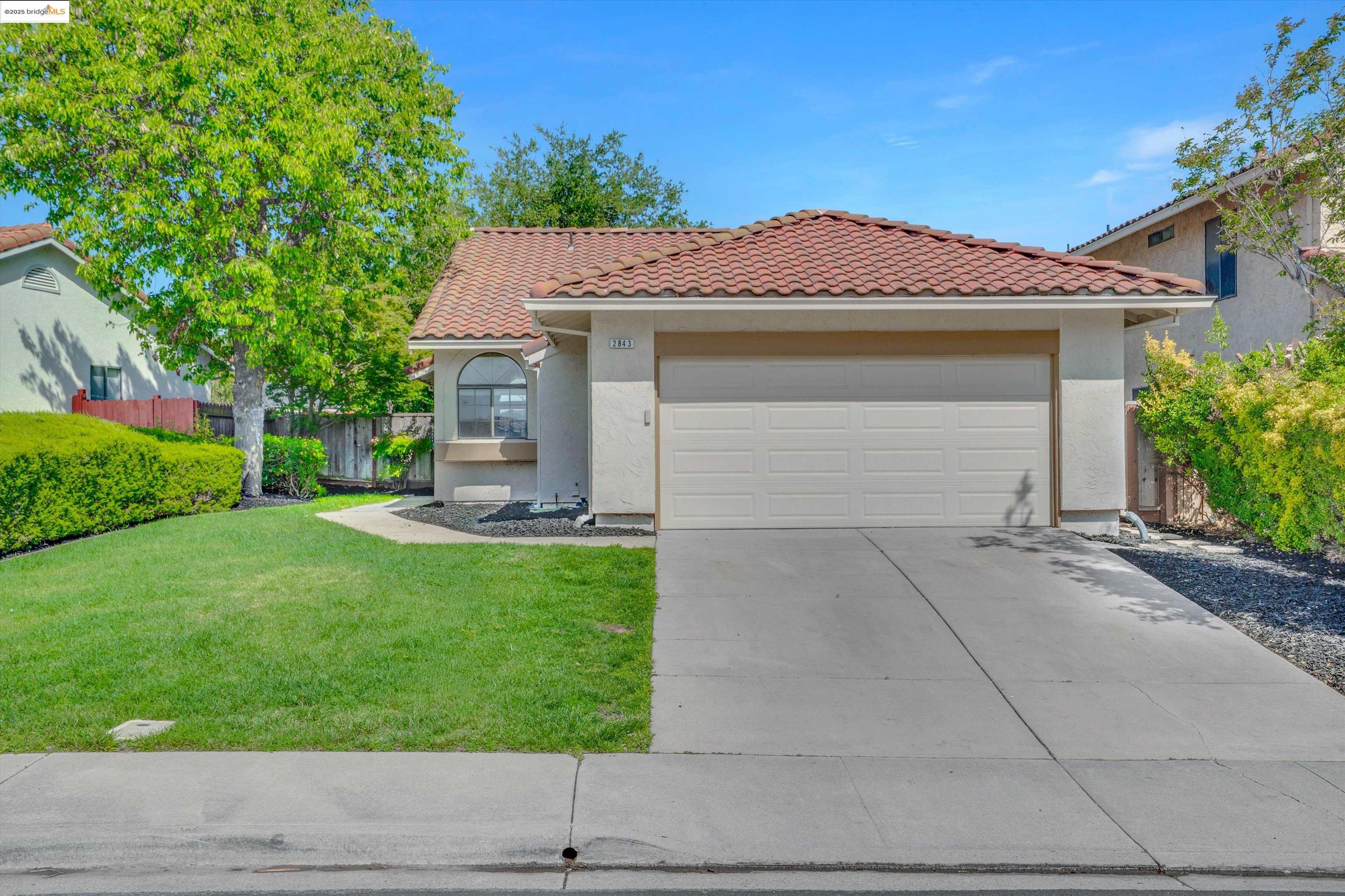Detail Gallery Image 1 of 31 For 2843 Filbert St, Antioch,  CA 94509 - 3 Beds | 2 Baths