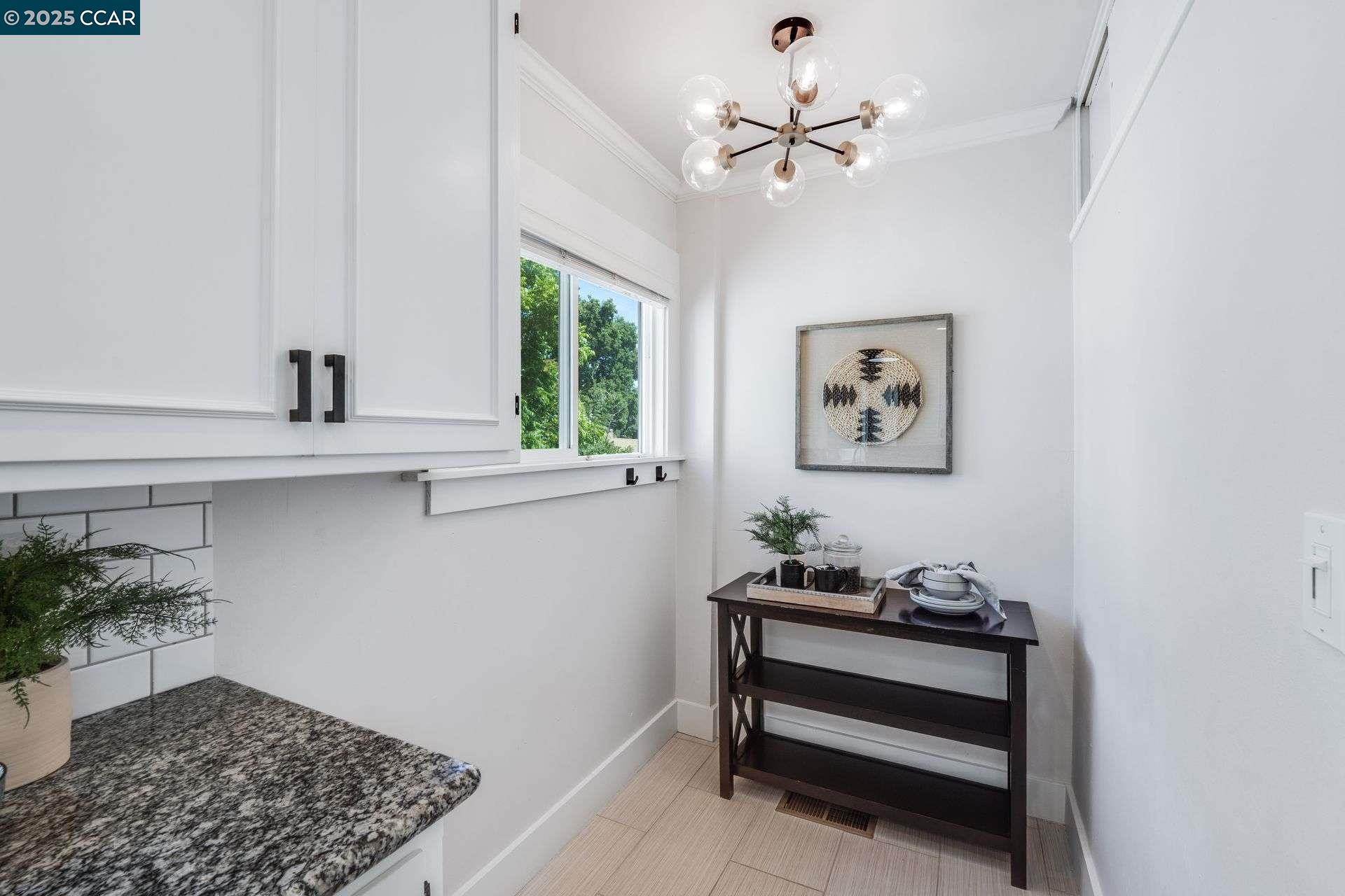 Detail Gallery Image 13 of 30 For 2824 Best Avenue, Oakland,  CA 94619 - 3 Beds | 1 Baths