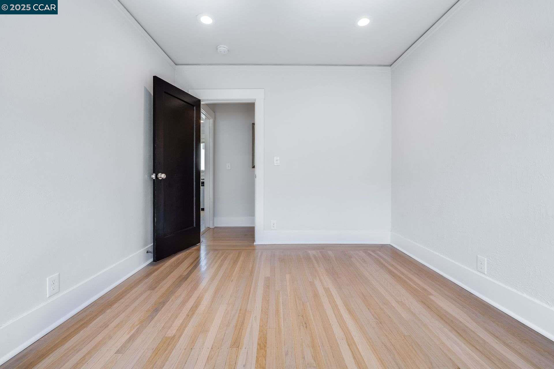 Detail Gallery Image 18 of 30 For 2824 Best Avenue, Oakland,  CA 94619 - 3 Beds | 1 Baths