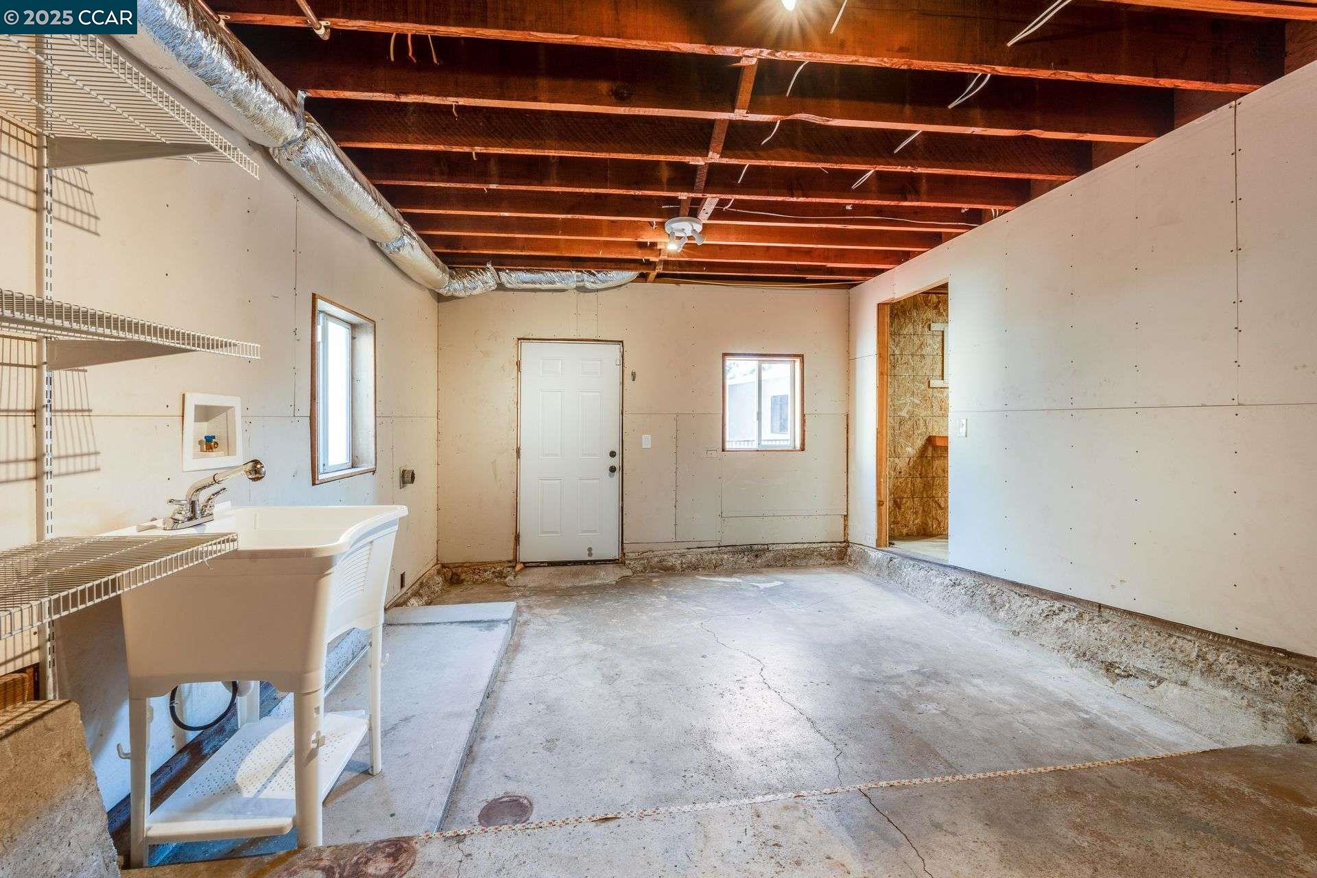 Detail Gallery Image 22 of 30 For 2824 Best Avenue, Oakland,  CA 94619 - 3 Beds | 1 Baths
