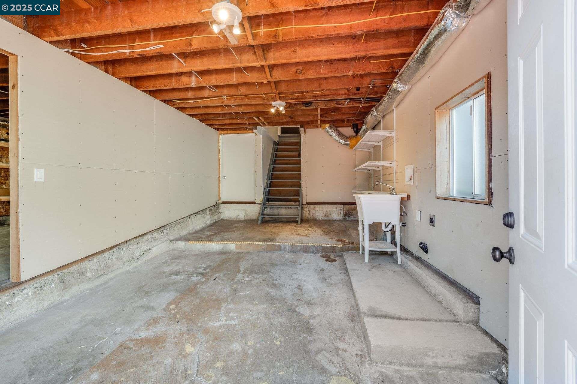 Detail Gallery Image 23 of 30 For 2824 Best Avenue, Oakland,  CA 94619 - 3 Beds | 1 Baths