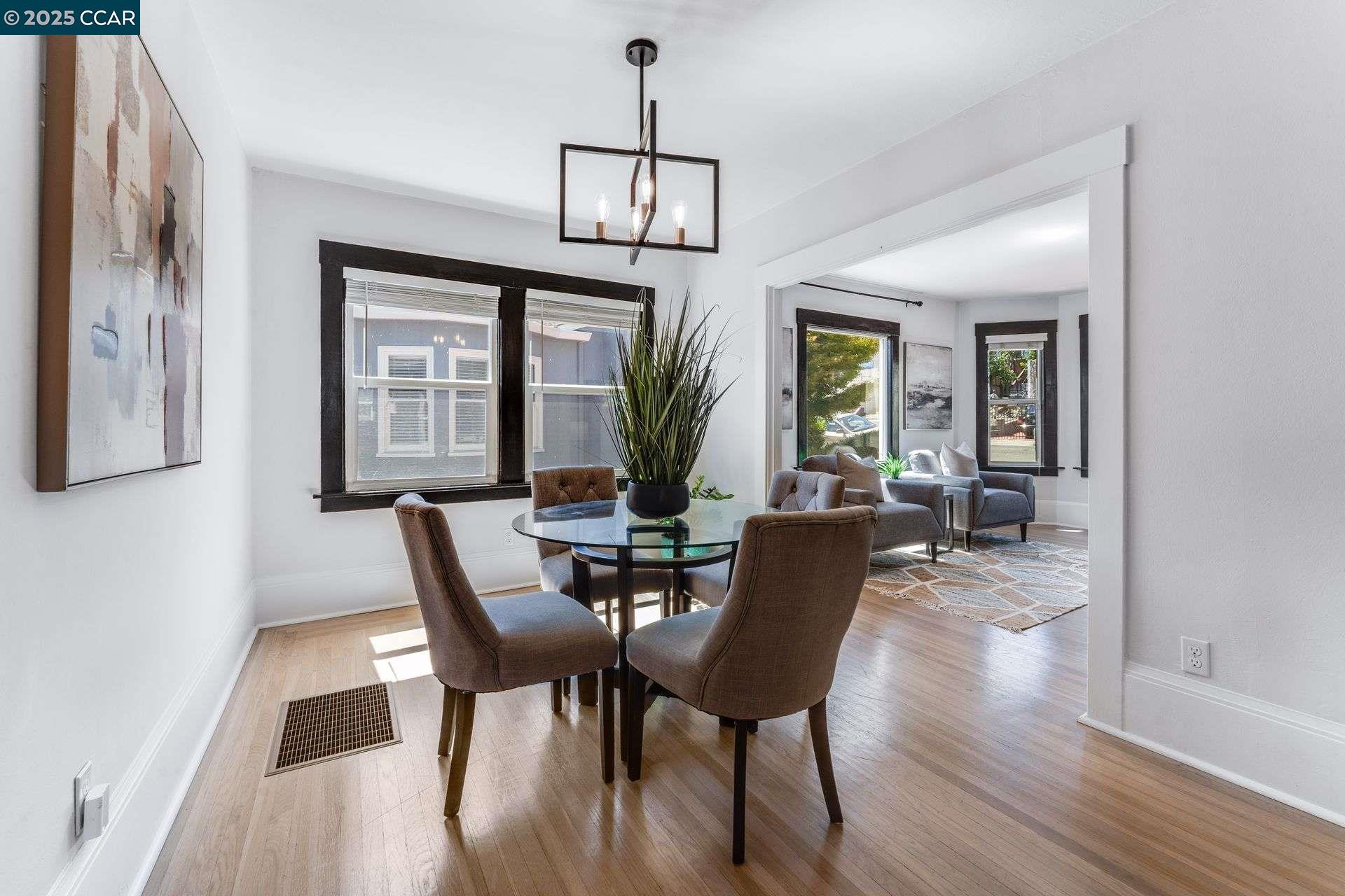 Detail Gallery Image 9 of 30 For 2824 Best Avenue, Oakland,  CA 94619 - 3 Beds | 1 Baths