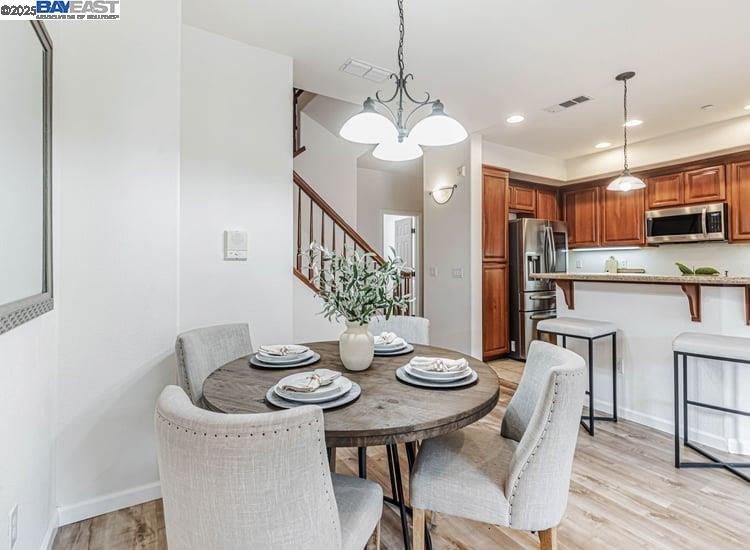 Detail Gallery Image 12 of 33 For 4418 Fitzwilliam Street, Dublin,  CA 94568 - 3 Beds | 2/1 Baths