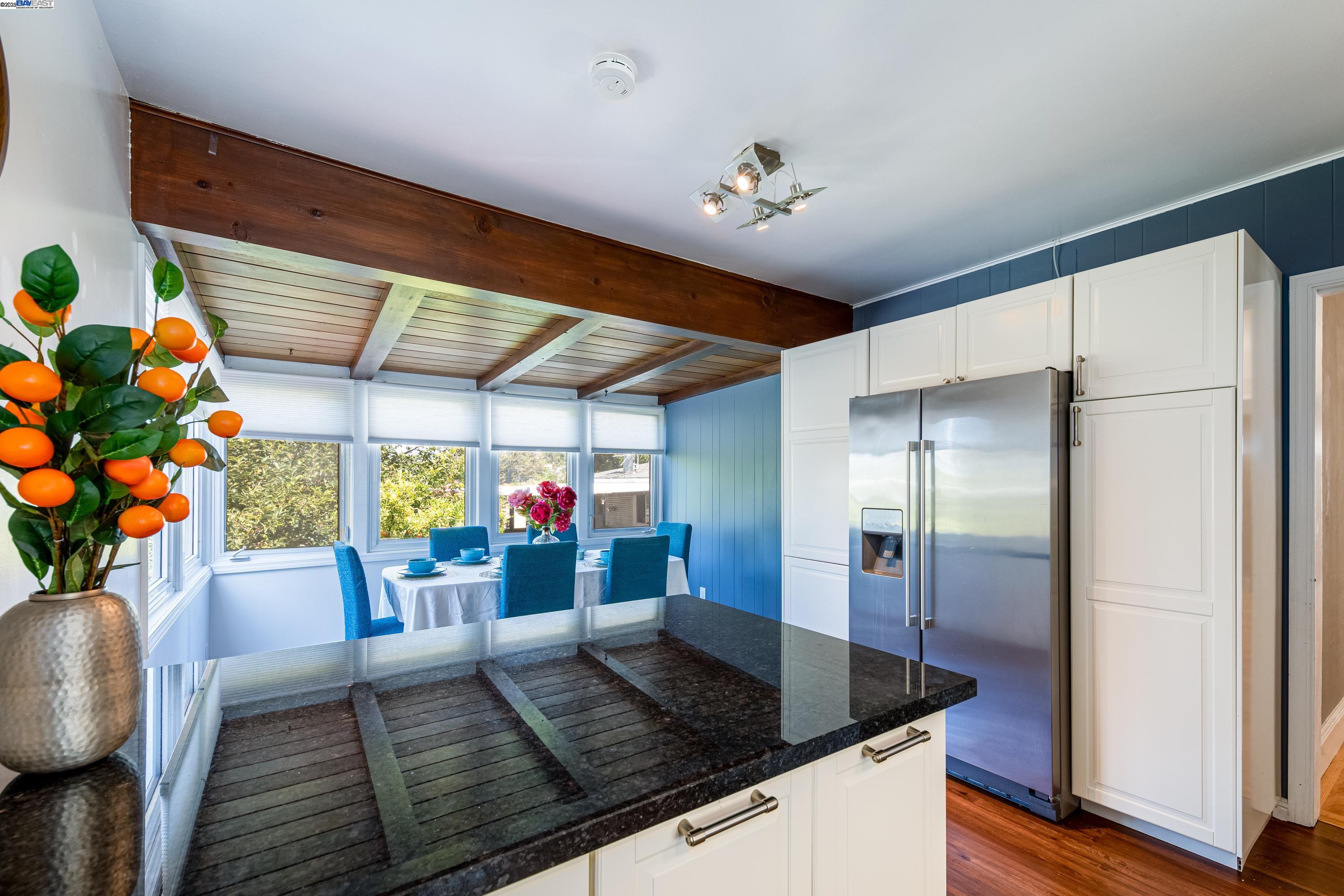 Detail Gallery Image 18 of 42 For 4545 Tompkins Ave, Oakland,  CA 94619 - 3 Beds | 2 Baths