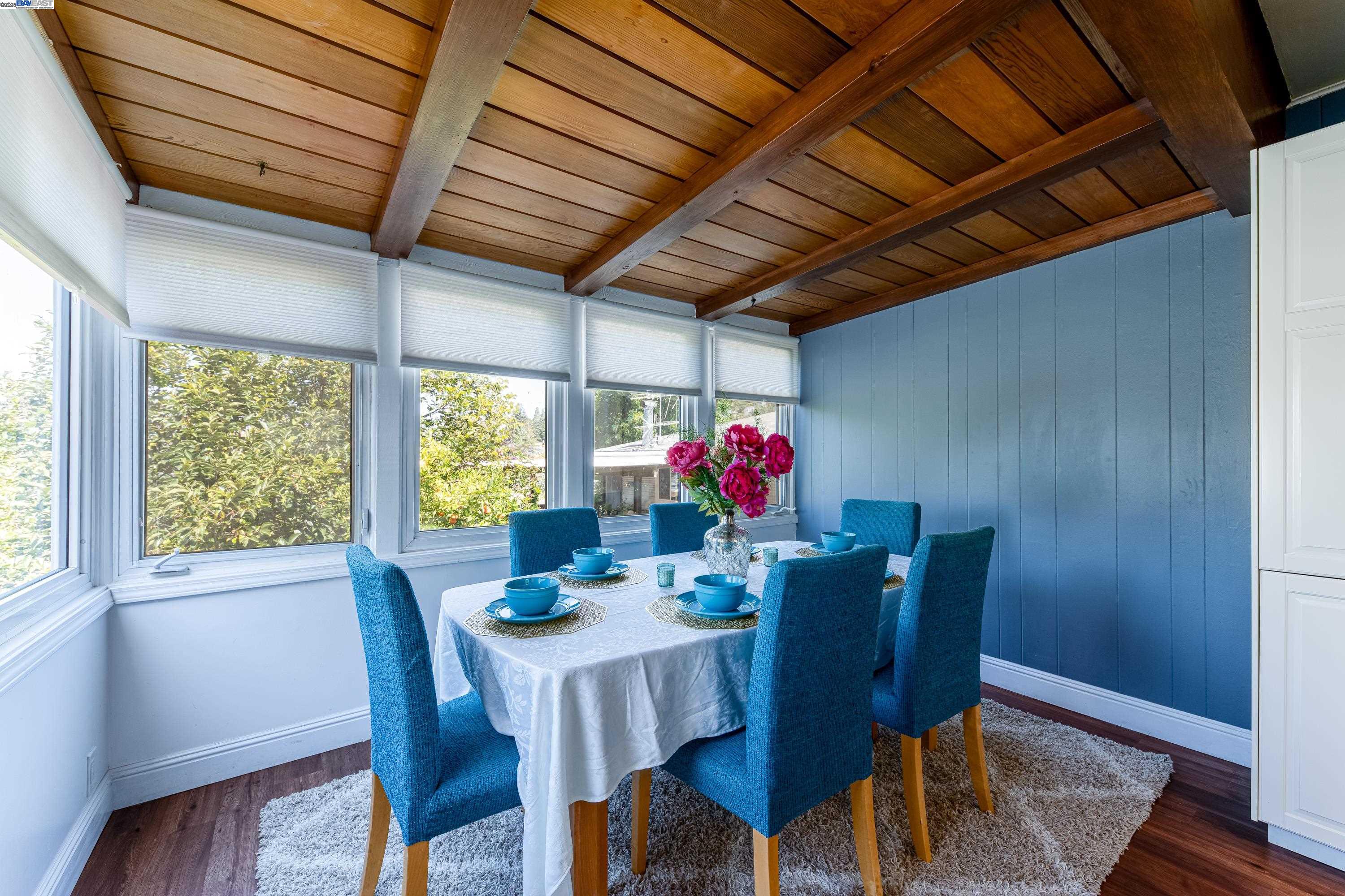 Detail Gallery Image 19 of 42 For 4545 Tompkins Ave, Oakland,  CA 94619 - 3 Beds | 2 Baths