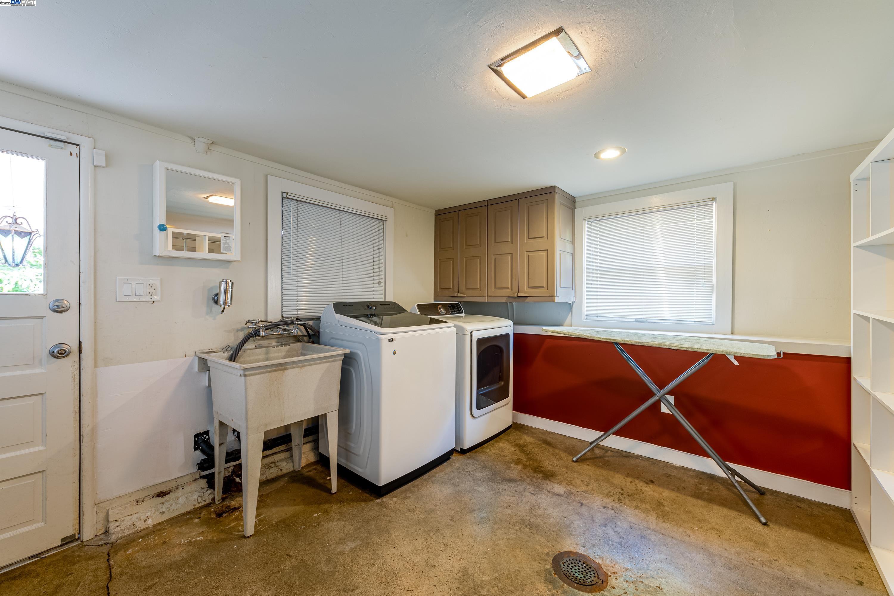 Detail Gallery Image 25 of 42 For 4545 Tompkins Ave, Oakland,  CA 94619 - 3 Beds | 2 Baths