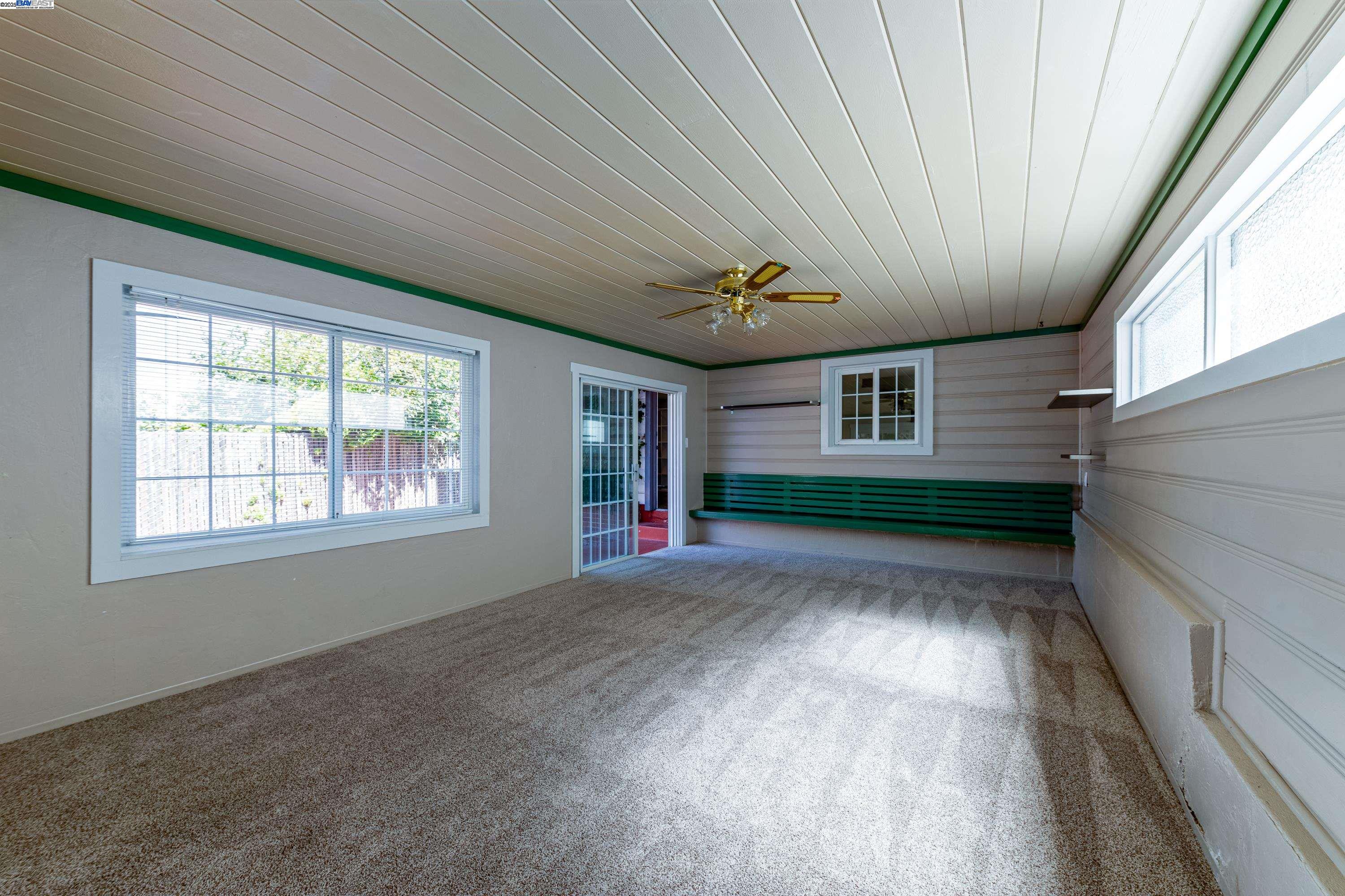 Detail Gallery Image 37 of 42 For 4545 Tompkins Ave, Oakland,  CA 94619 - 3 Beds | 2 Baths
