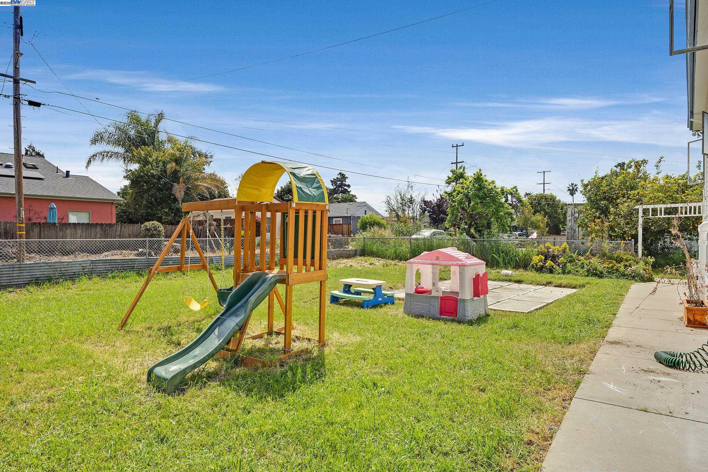 Detail Gallery Image 8 of 60 For 37879 3rd St, Fremont,  CA 94536 - 3 Beds | 1 Baths