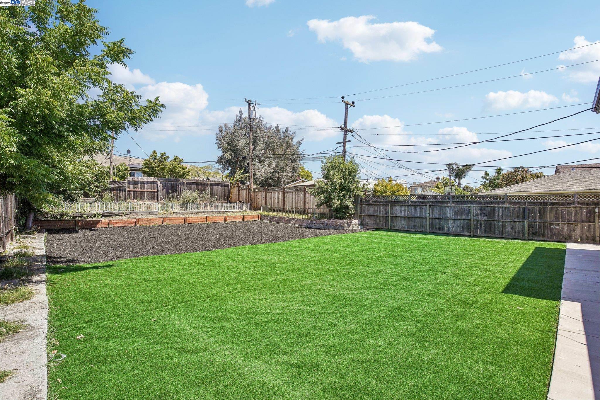 Detail Gallery Image 36 of 46 For 48344 Conifer St, Fremont,  CA 94539 - 3 Beds | 2/1 Baths