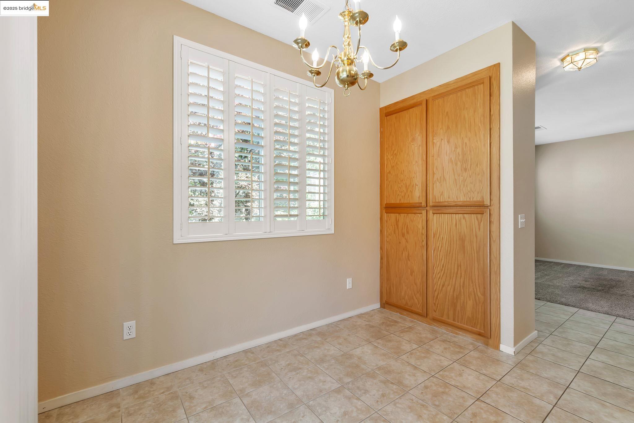Detail Gallery Image 11 of 22 For 2040 Kent Dr, Brentwood,  CA 94513 - 2 Beds | 2 Baths