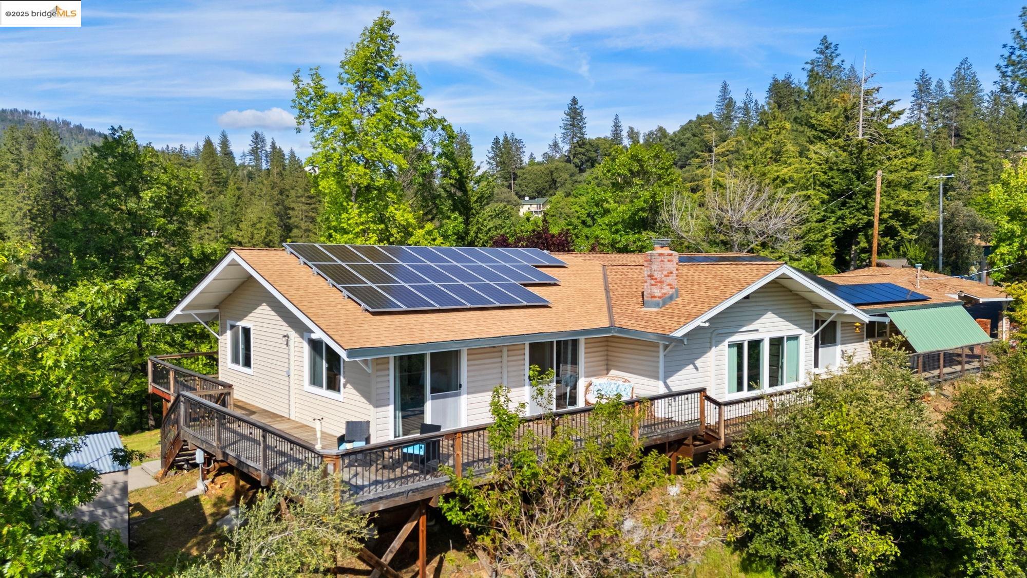 Detail Gallery Image 2 of 48 For 20330 Westview Dr, Tuolumne,  CA 95379 - 4 Beds | 2 Baths