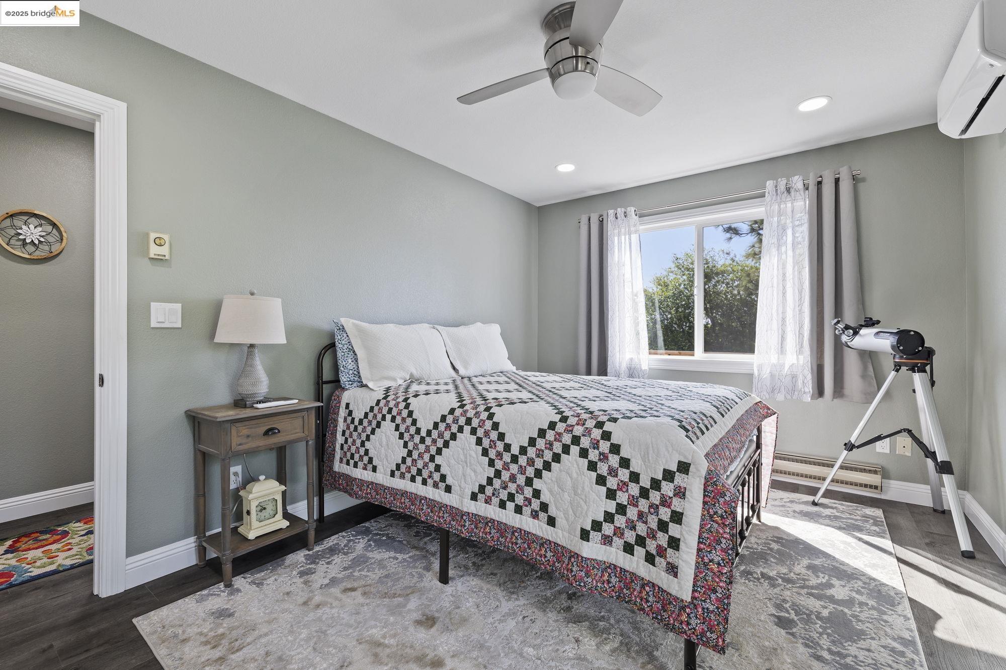 Detail Gallery Image 22 of 48 For 20330 Westview Dr, Tuolumne,  CA 95379 - 4 Beds | 2 Baths