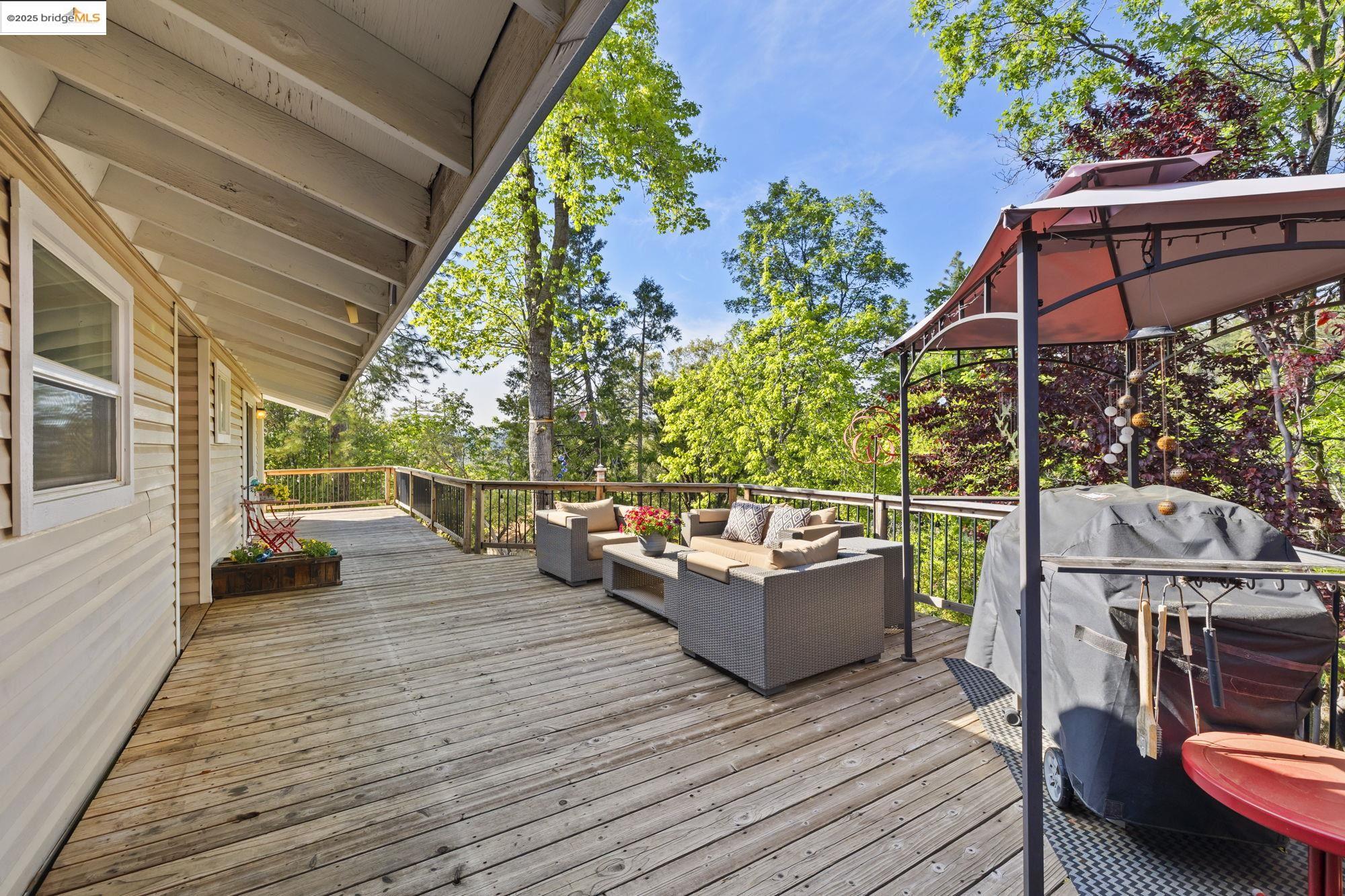 Detail Gallery Image 30 of 48 For 20330 Westview Dr, Tuolumne,  CA 95379 - 4 Beds | 2 Baths