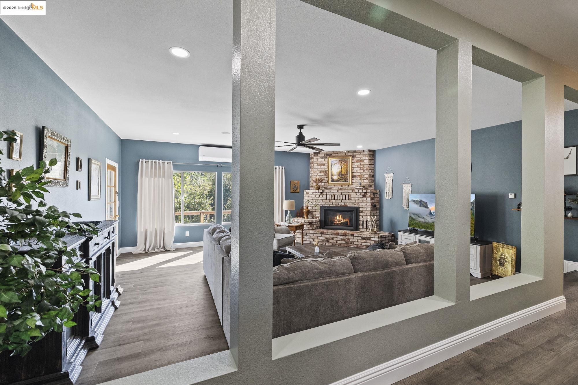 Detail Gallery Image 9 of 48 For 20330 Westview Dr, Tuolumne,  CA 95379 - 4 Beds | 2 Baths