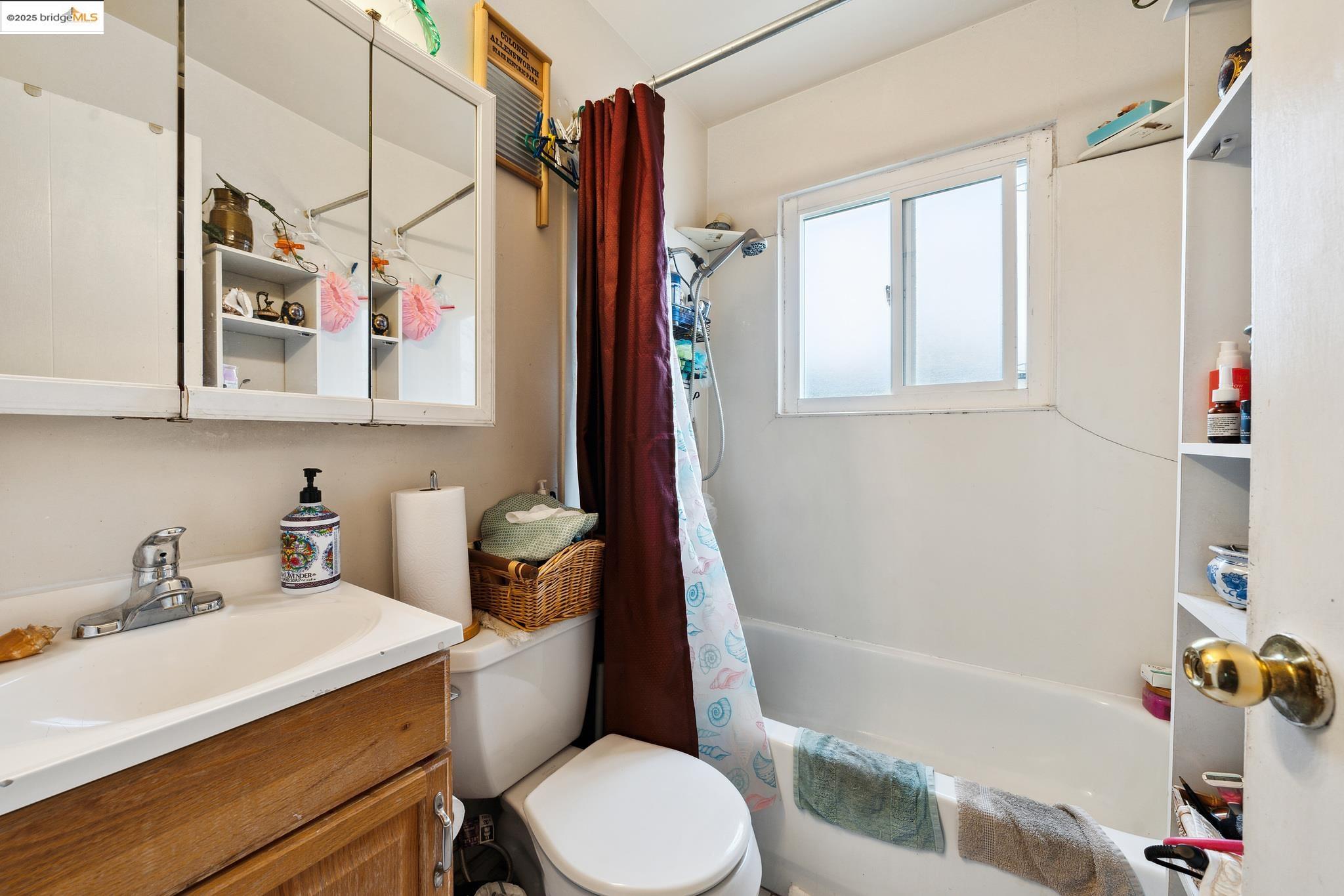 Detail Gallery Image 29 of 59 For 633 Key Blvd, Richmond,  CA 94805 - – Beds | – Baths