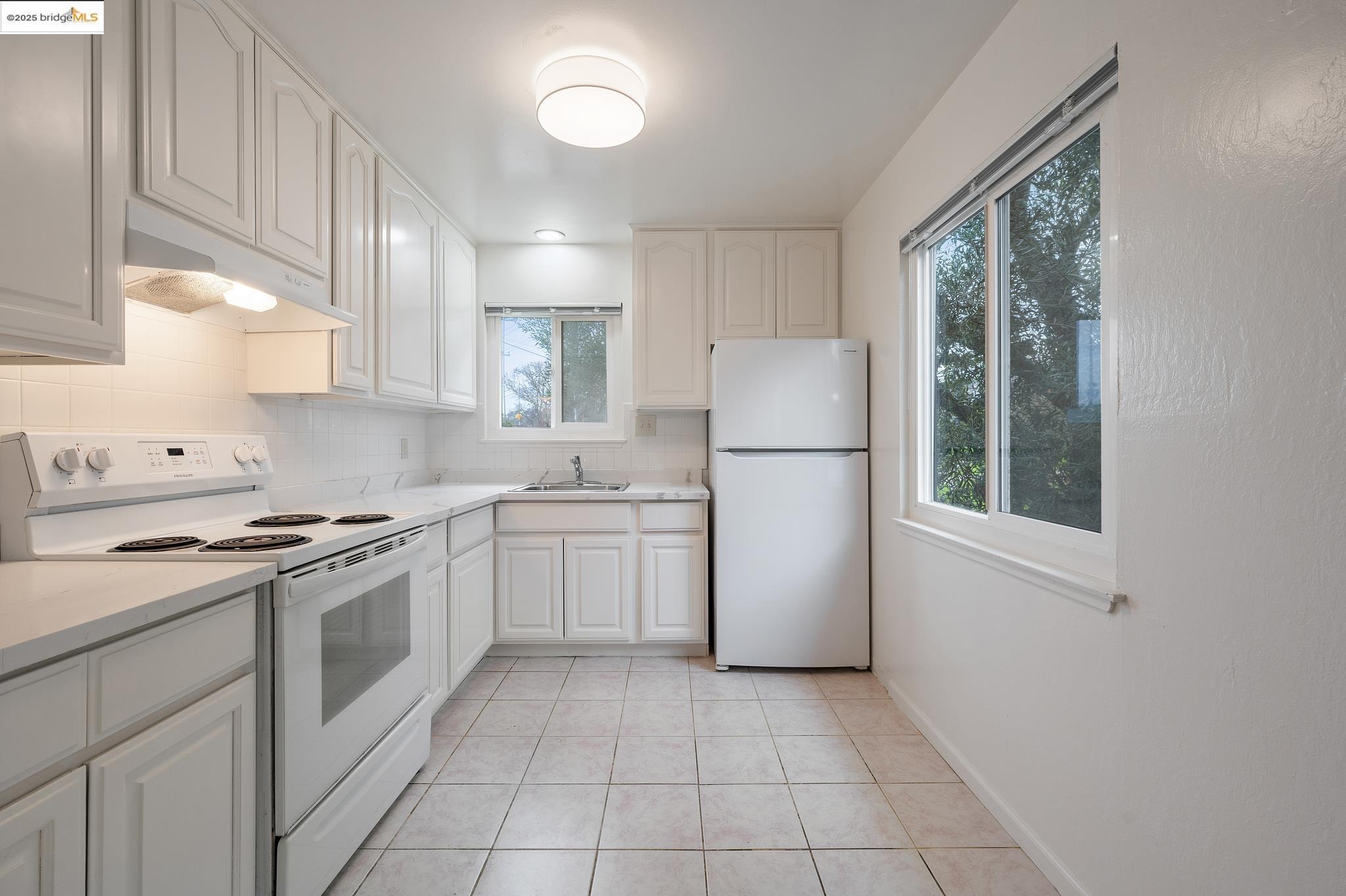 Detail Gallery Image 33 of 59 For 633 Key Blvd, Richmond,  CA 94805 - – Beds | – Baths