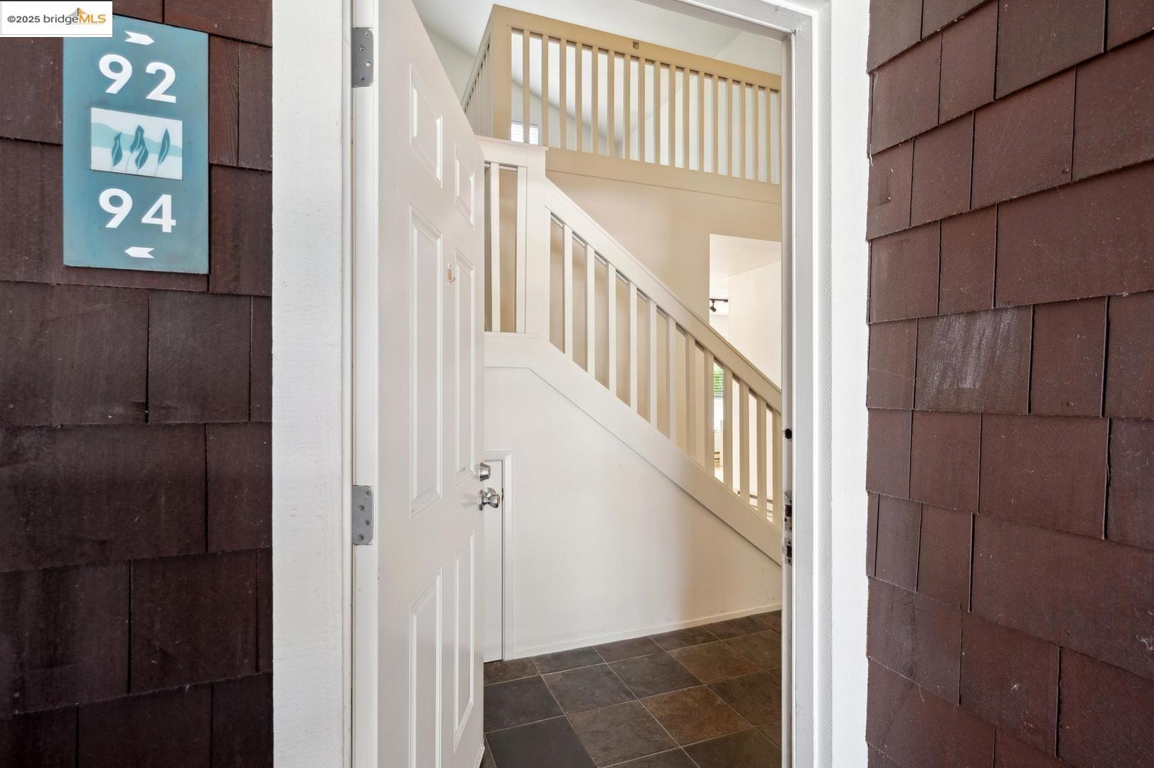Photo #2: 41095909 Listing 