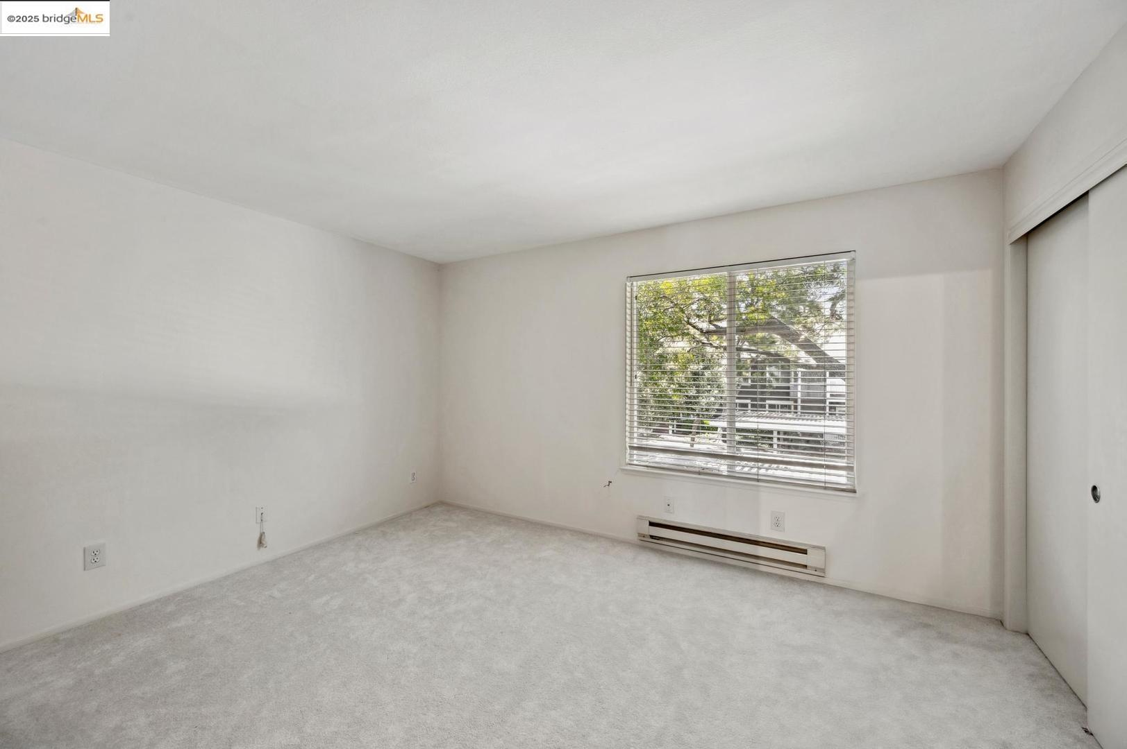 Photo #11: 41095909 Listing: Photo #11