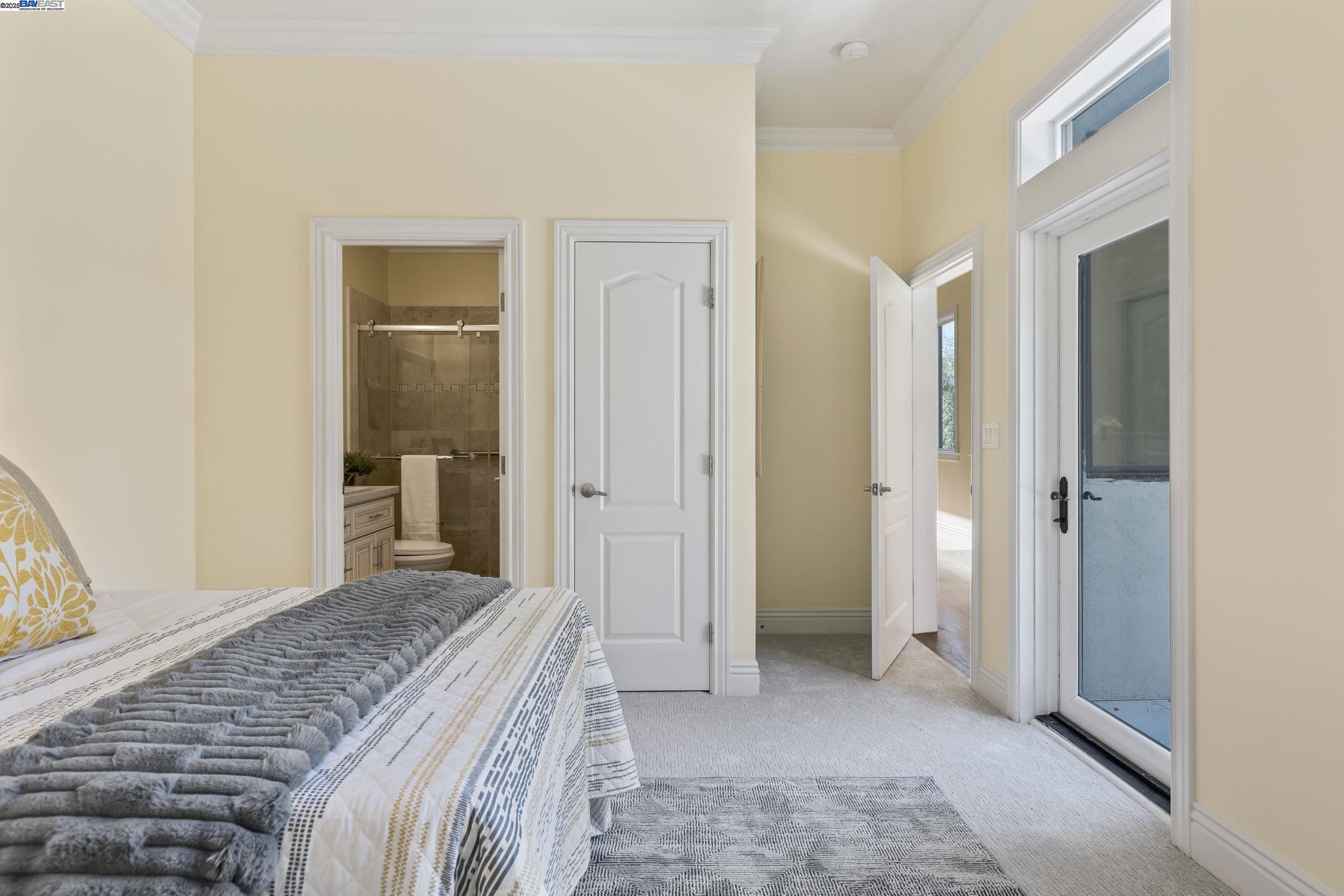 Detail Gallery Image 41 of 44 For 6588 Longwalk Dr, Oakland,  CA 94611 - 4 Beds | 3/2 Baths