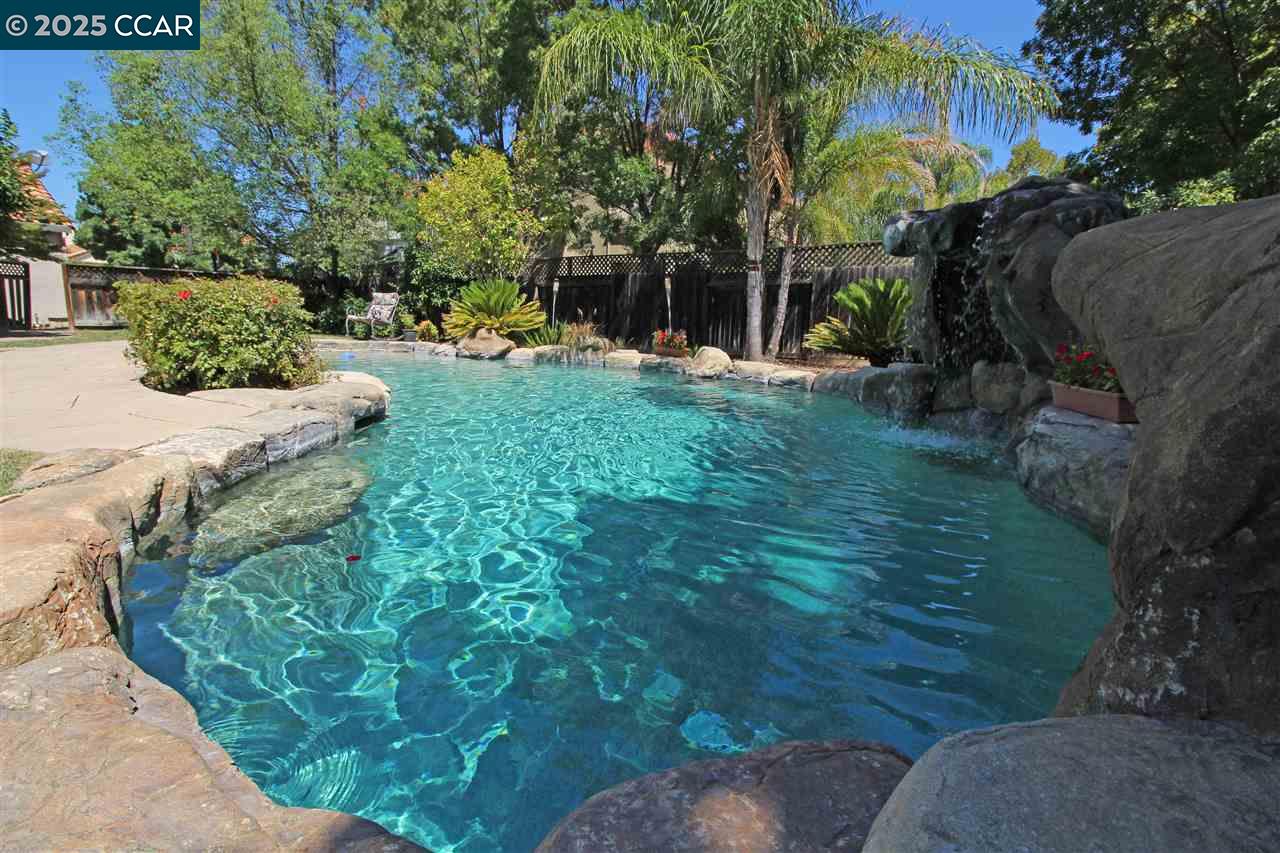 Detail Gallery Image 26 of 30 For 1162 Sea Breeze Court, Brentwood,  CA 94513 - 3 Beds | 3 Baths