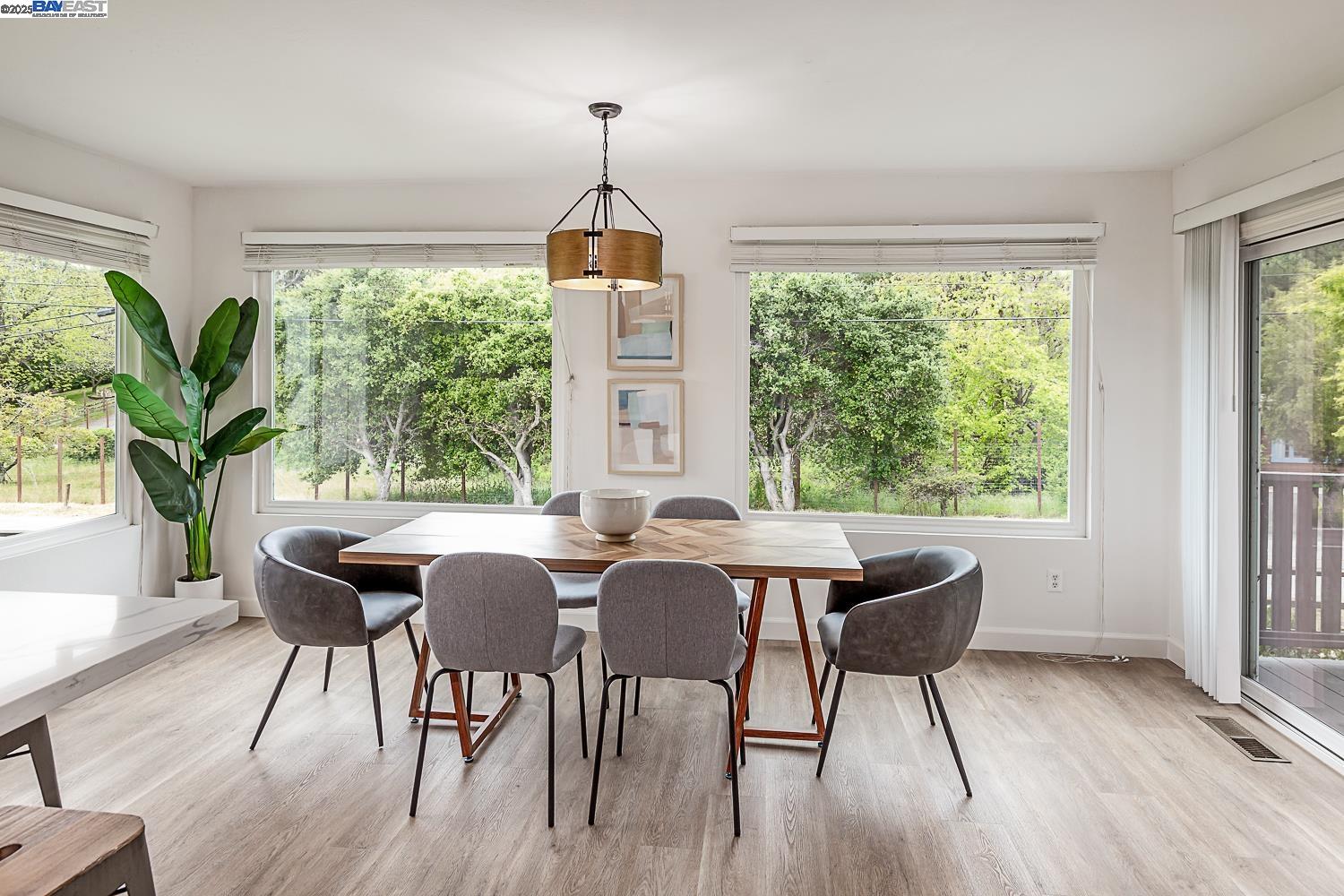 Detail Gallery Image 12 of 36 For 115 Ranchitos Del Sol, Aptos,  CA 95003 - 3 Beds | 2 Baths