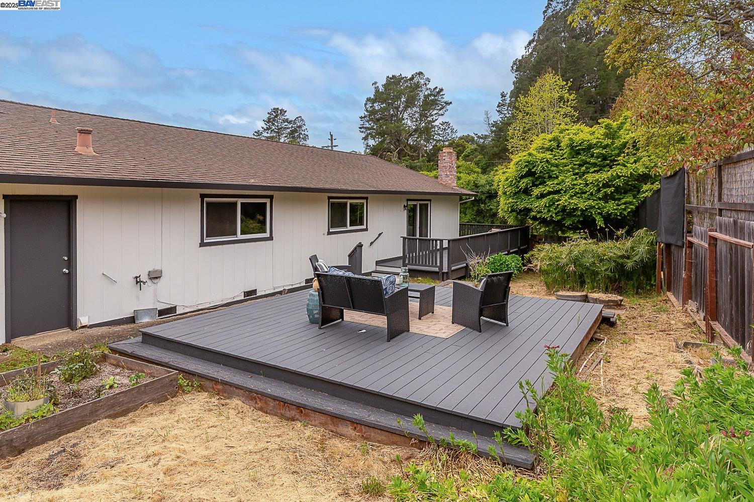 Detail Gallery Image 21 of 36 For 115 Ranchitos Del Sol, Aptos,  CA 95003 - 3 Beds | 2 Baths
