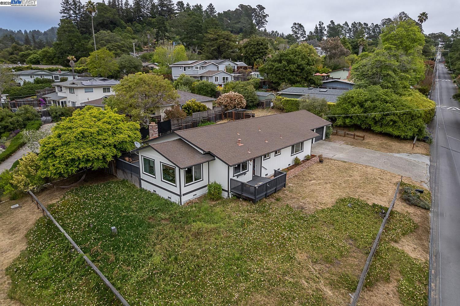 Detail Gallery Image 30 of 36 For 115 Ranchitos Del Sol, Aptos,  CA 95003 - 3 Beds | 2 Baths