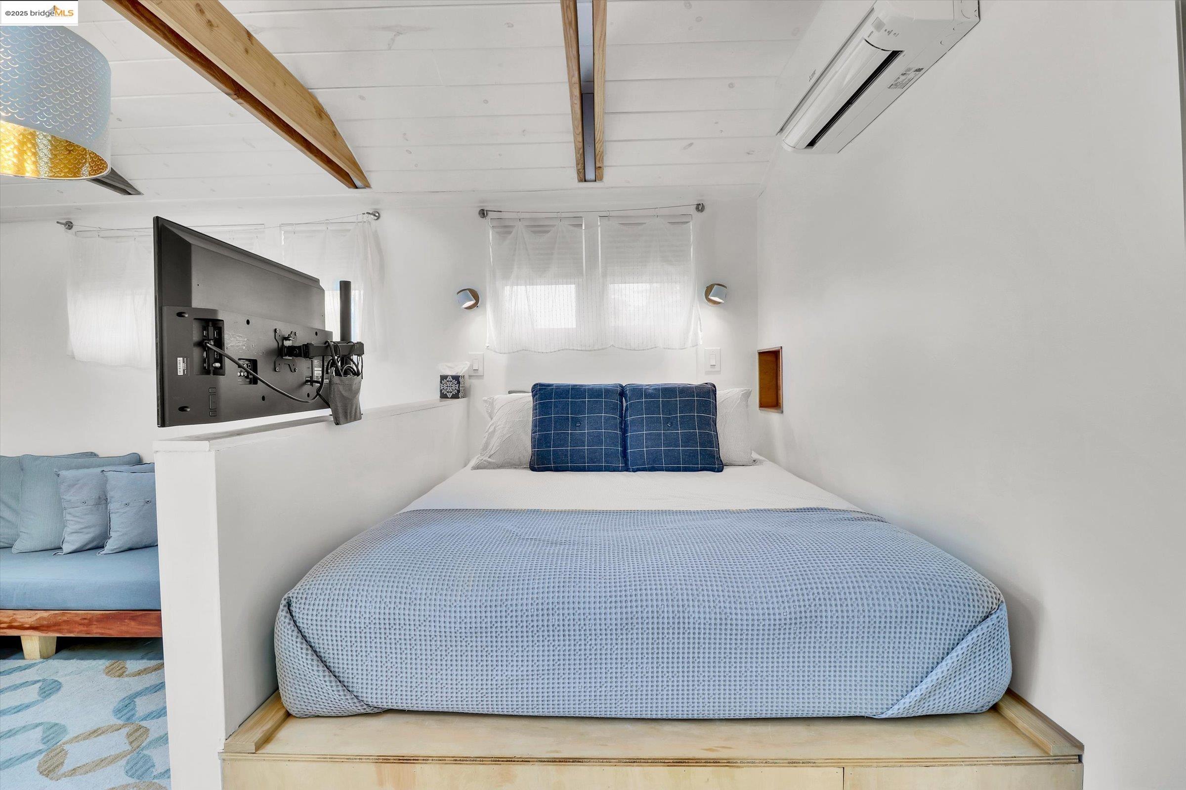 Detail Gallery Image 49 of 50 For 6115 Santa Cruz Ave, Richmond,  CA 94804 - 3 Beds | 1/1 Baths