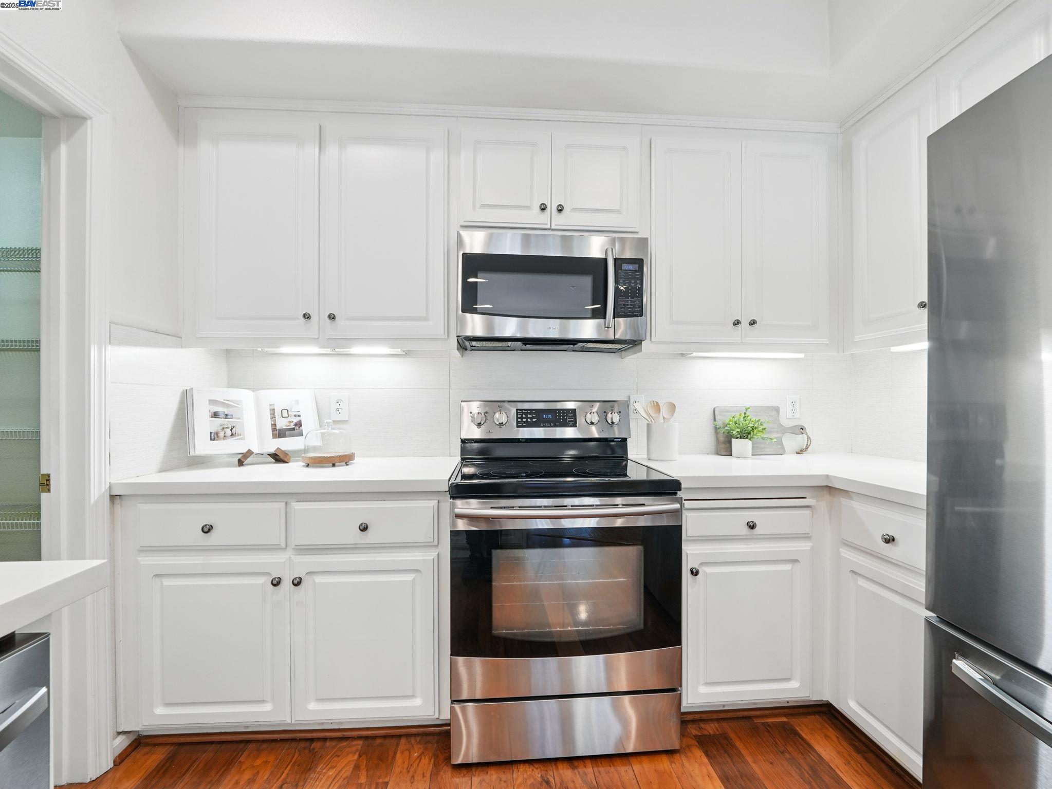 Detail Gallery Image 12 of 35 For 3328 Monaghan St, Dublin,  CA 94568 - 2 Beds | 2 Baths