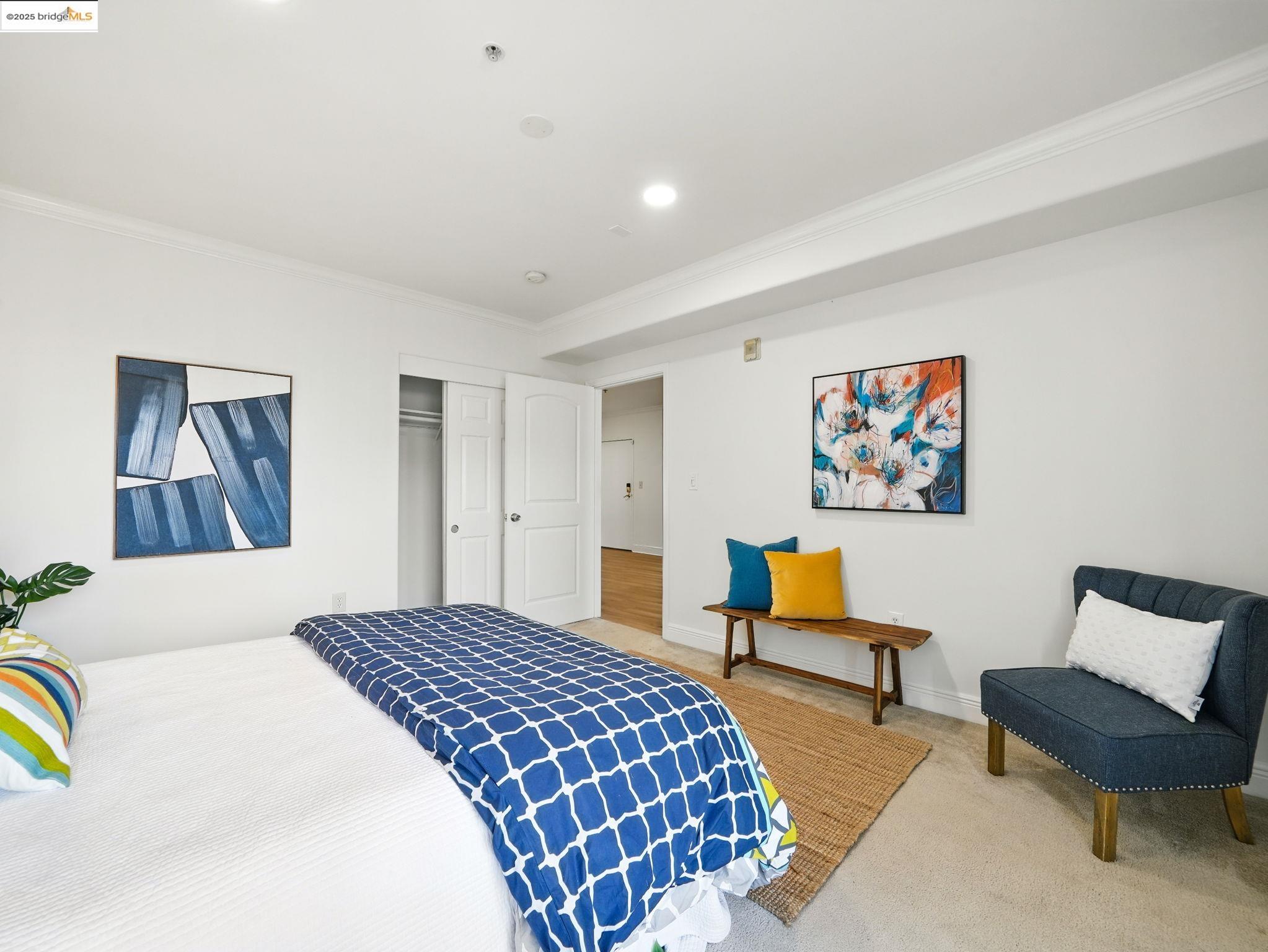 1515 14Th Ave # 201, Oakland, California 94606, 3 Bedrooms Bedrooms, 4 Rooms Rooms,2 BathroomsBathrooms,Residential,For Sale,1515 14Th Ave # 201,41095929