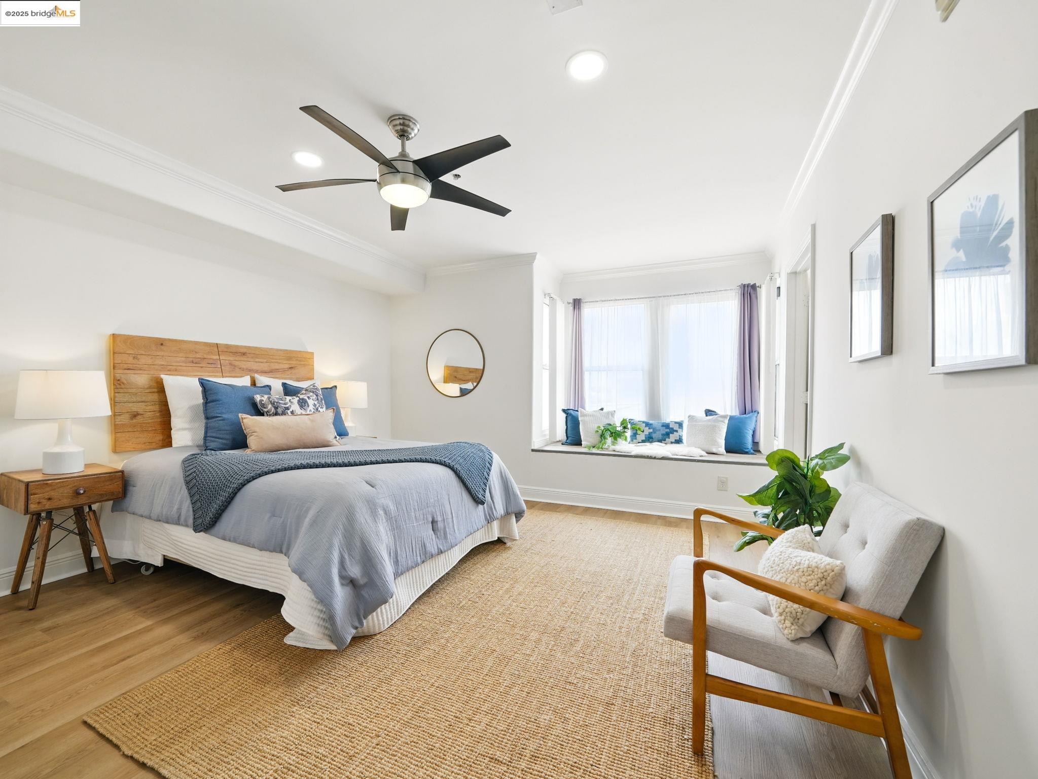 1515 14Th Ave # 201, Oakland, California 94606, 3 Bedrooms Bedrooms, 4 Rooms Rooms,2 BathroomsBathrooms,Residential,For Sale,1515 14Th Ave # 201,41095929