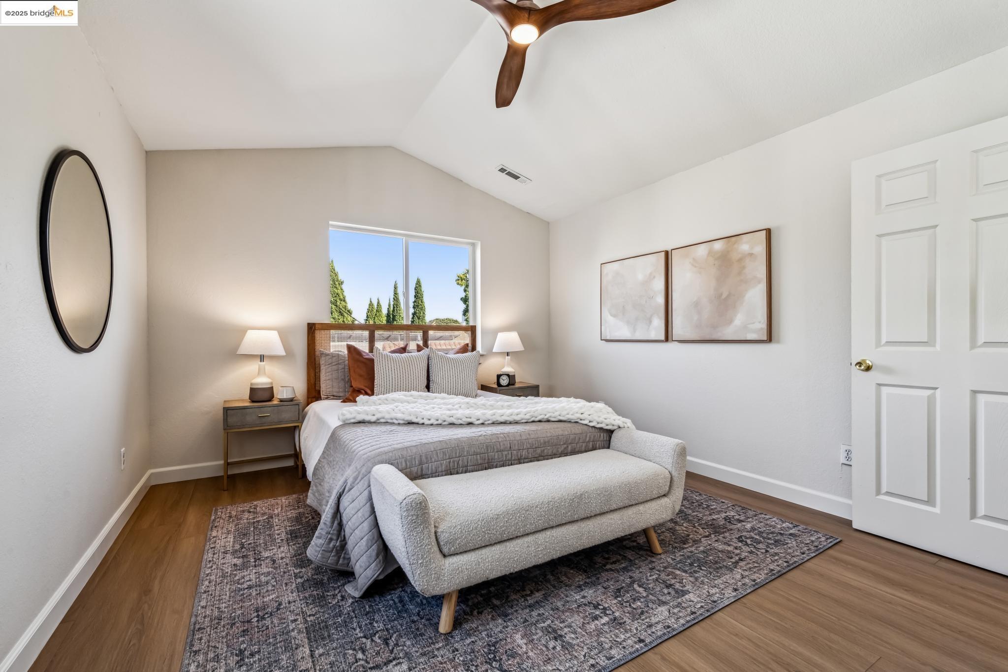Detail Gallery Image 19 of 29 For 2922 Linden St, Oakland,  CA 94608 - 4 Beds | 2 Baths