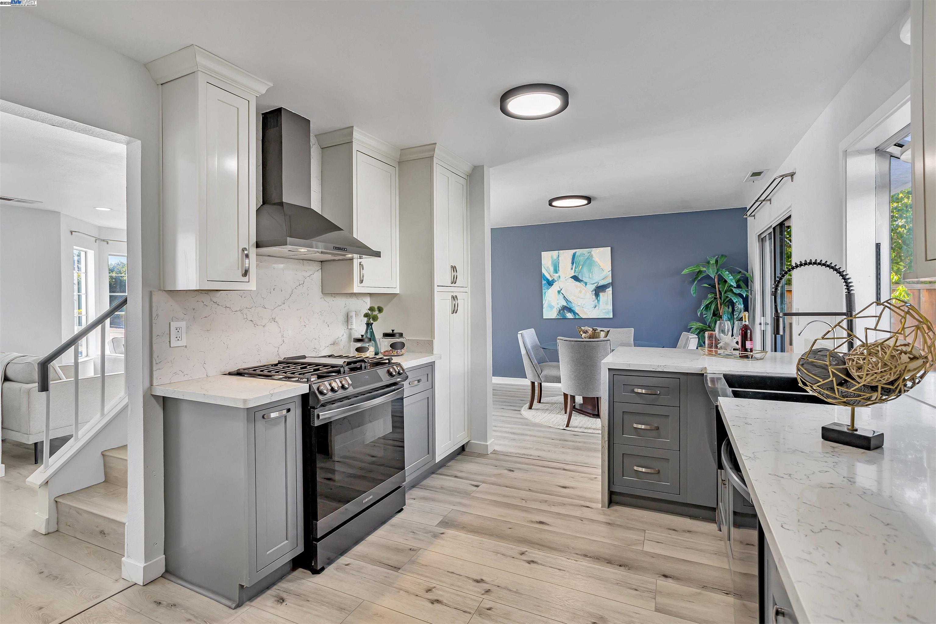 Detail Gallery Image 12 of 46 For 427 Summerwood Dr, Fremont,  CA 94536 - 3 Beds | 2/1 Baths