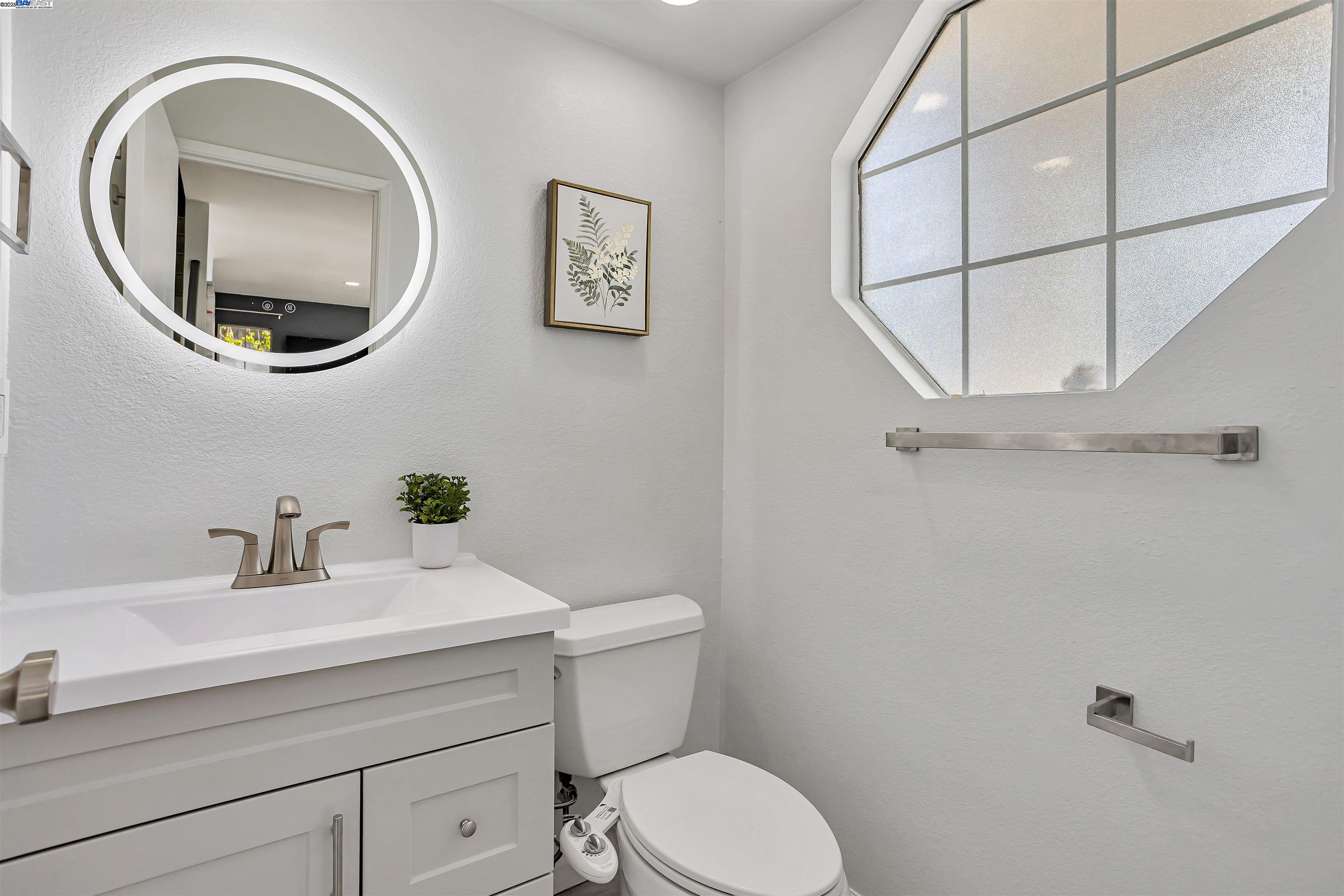 Detail Gallery Image 15 of 46 For 427 Summerwood Dr, Fremont,  CA 94536 - 3 Beds | 2/1 Baths
