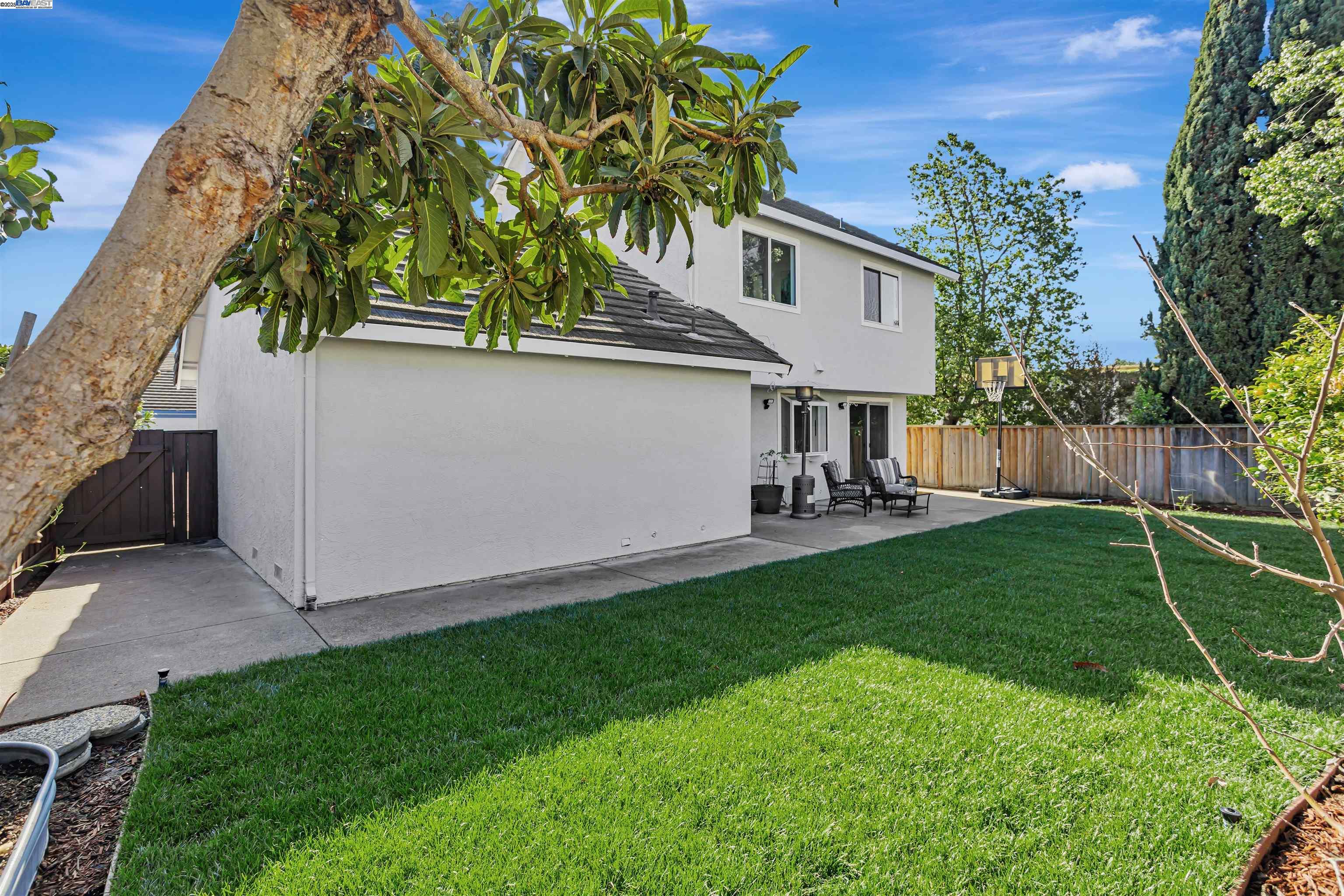 Detail Gallery Image 32 of 46 For 427 Summerwood Dr, Fremont,  CA 94536 - 3 Beds | 2/1 Baths