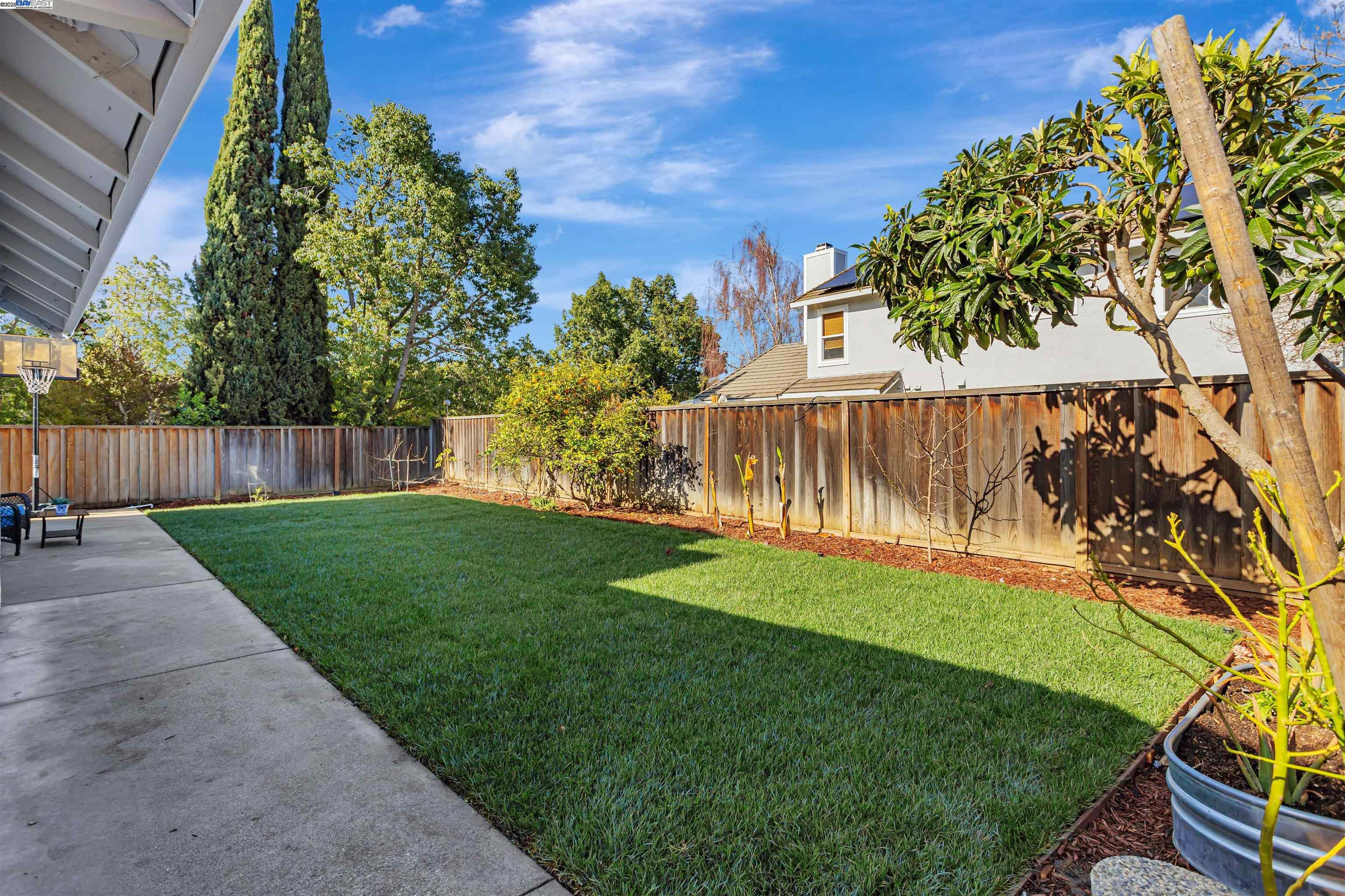 Detail Gallery Image 37 of 46 For 427 Summerwood Dr, Fremont,  CA 94536 - 3 Beds | 2/1 Baths