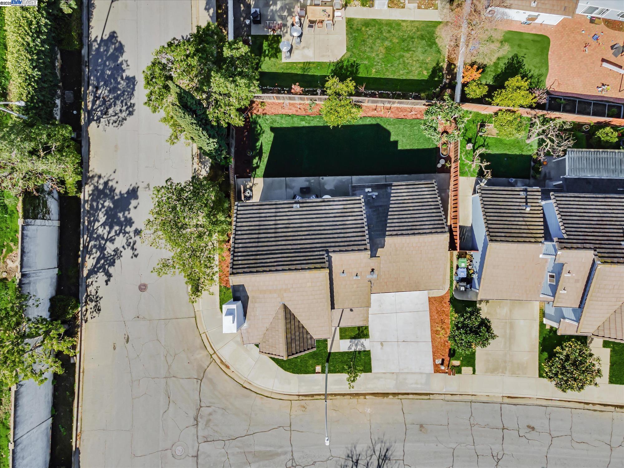 Detail Gallery Image 38 of 46 For 427 Summerwood Dr, Fremont,  CA 94536 - 3 Beds | 2/1 Baths