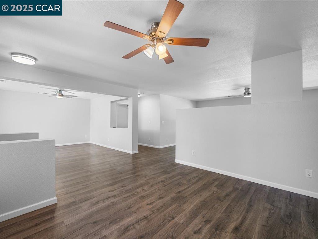 Detail Gallery Image 20 of 39 For 5207 Delta View Way, Antioch,  CA 94531 - 3 Beds | 2 Baths